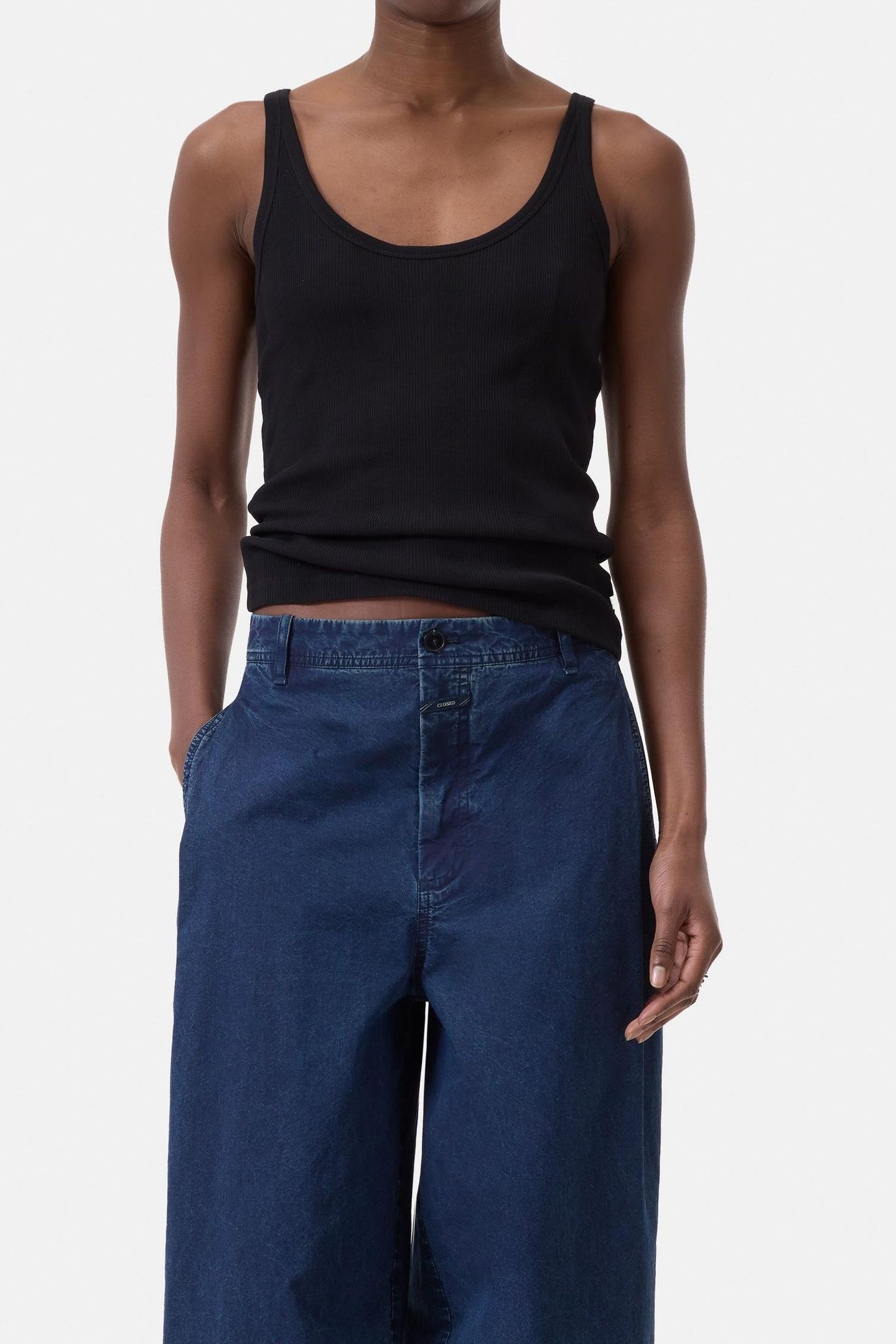 STRAP TOP BLACK 1