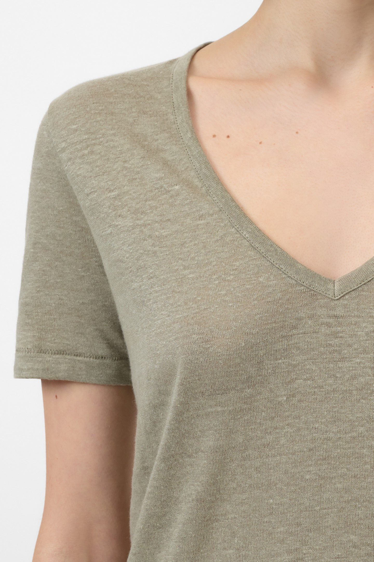 V-NECK CHINO GREEN 8