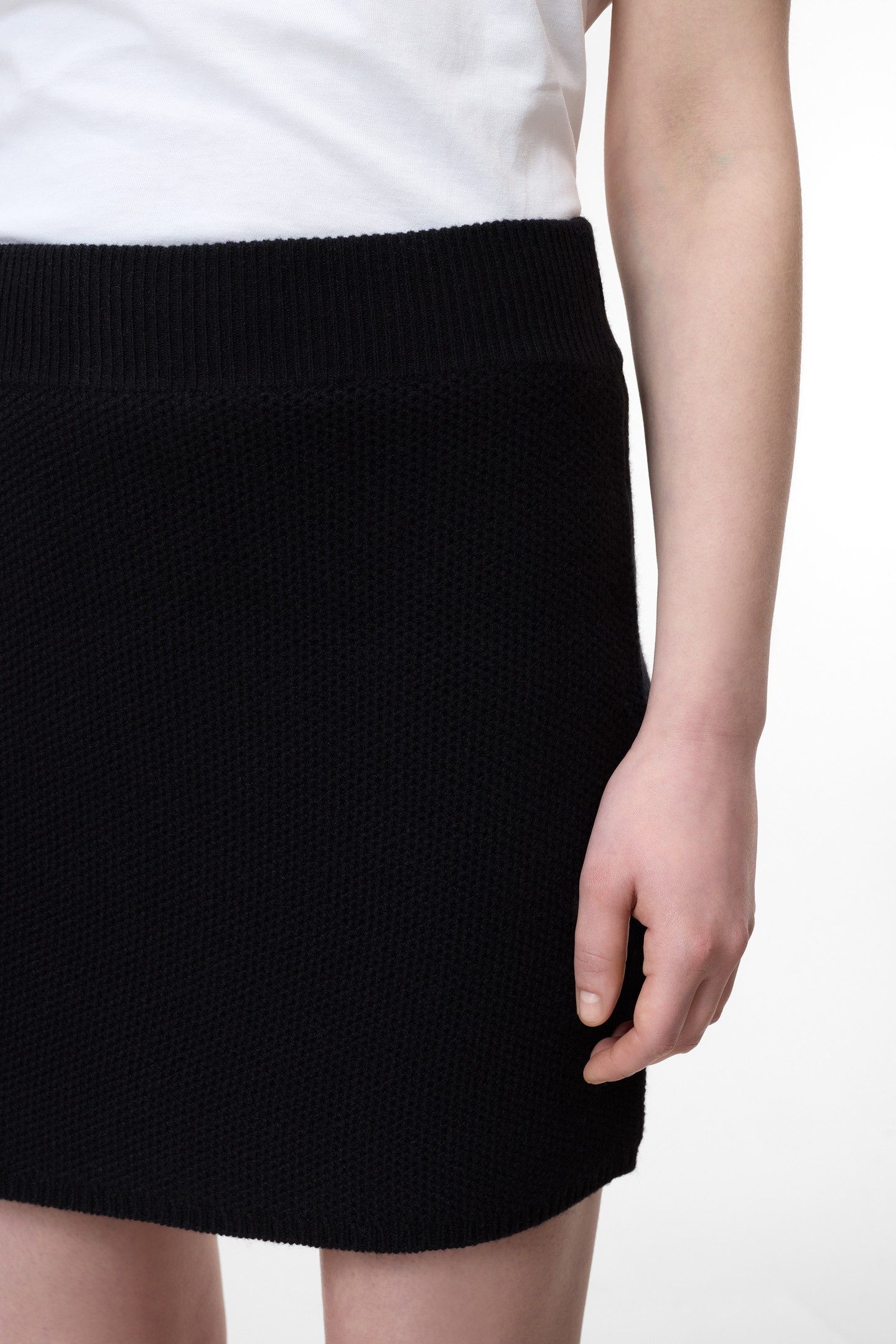 KNIT SKIRT MINI BLACK 4
