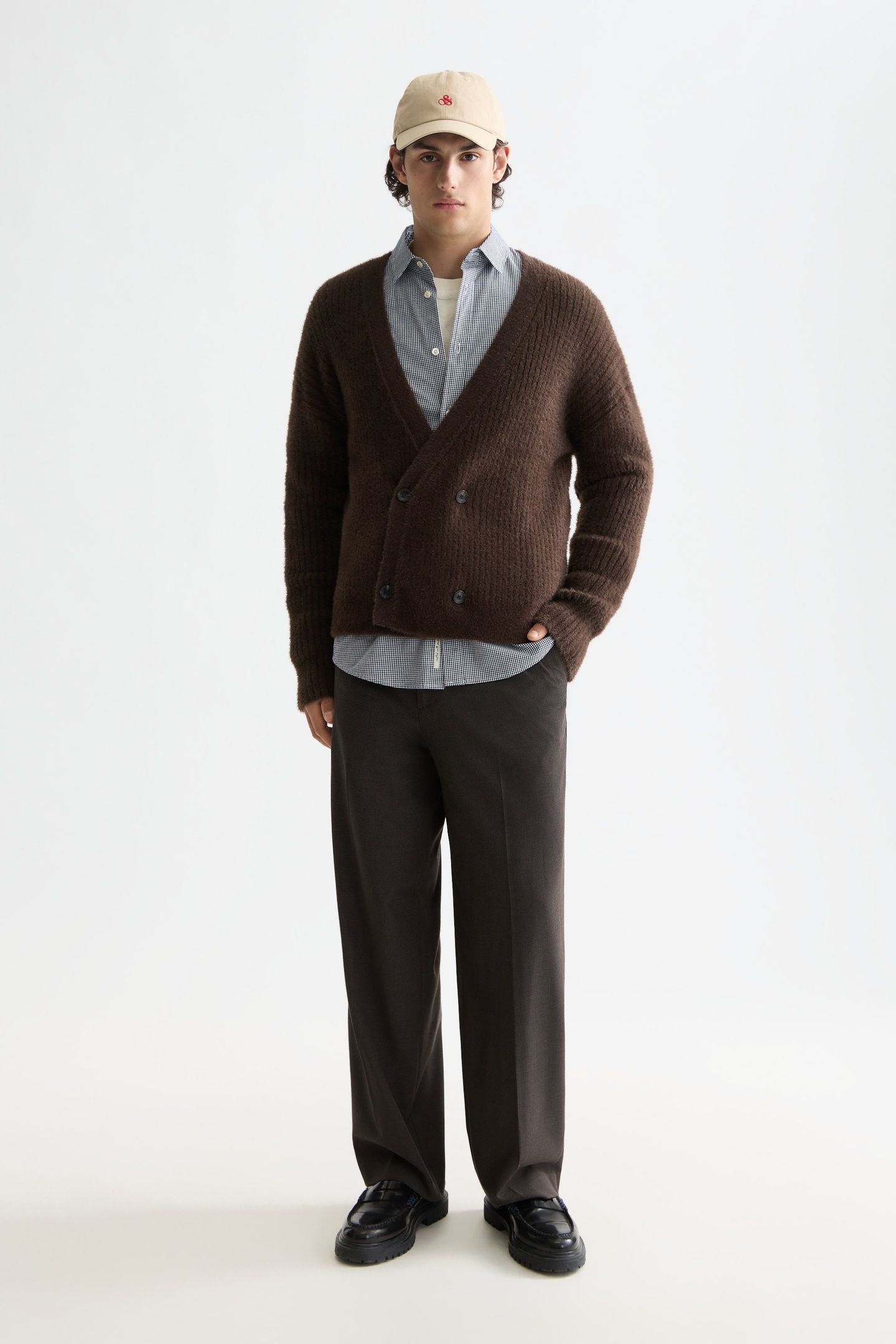 HAIRY CARDIGAN DEMITASSE 3