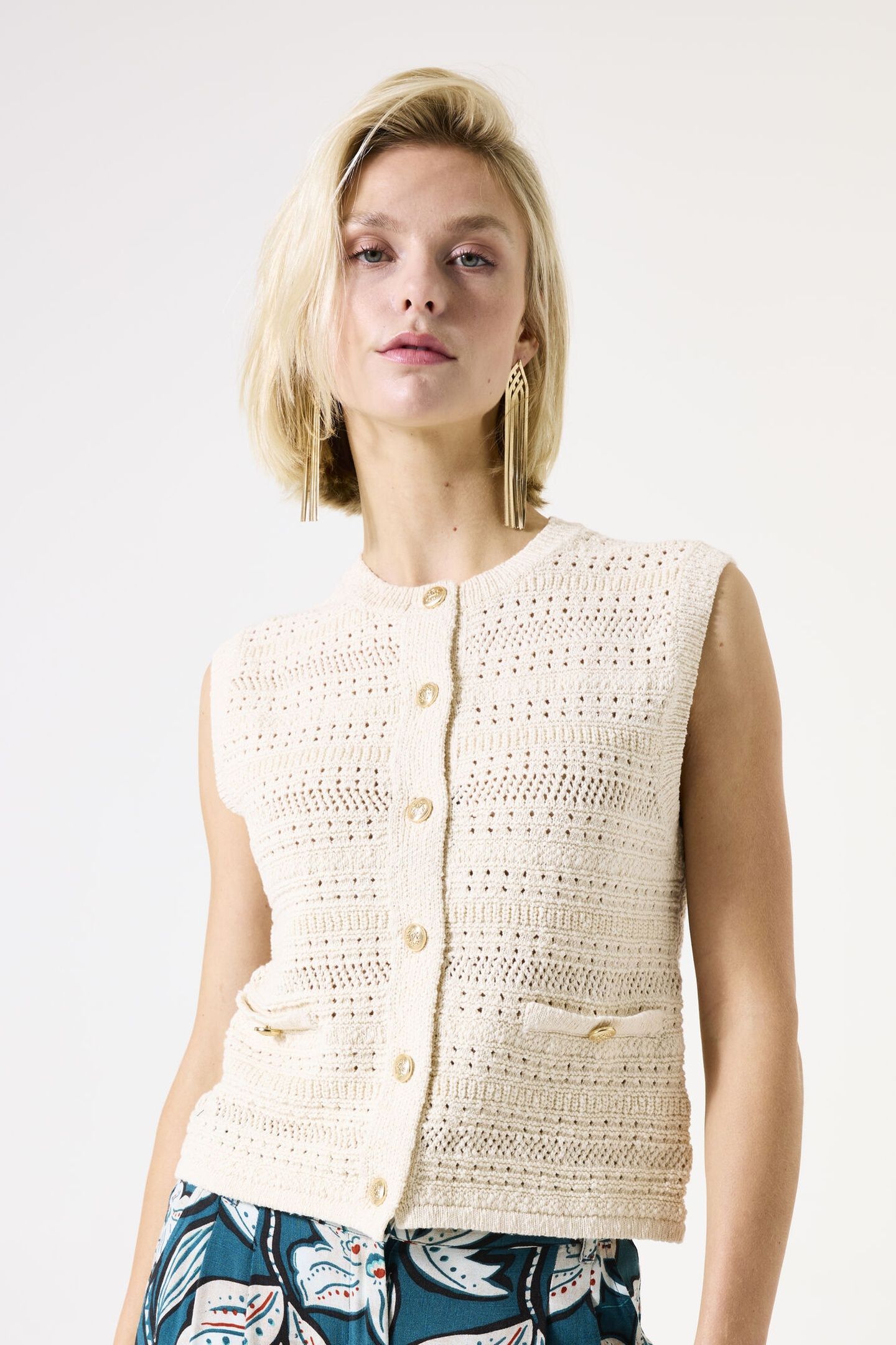 LADIES CARDIGAN WHITECAP 1