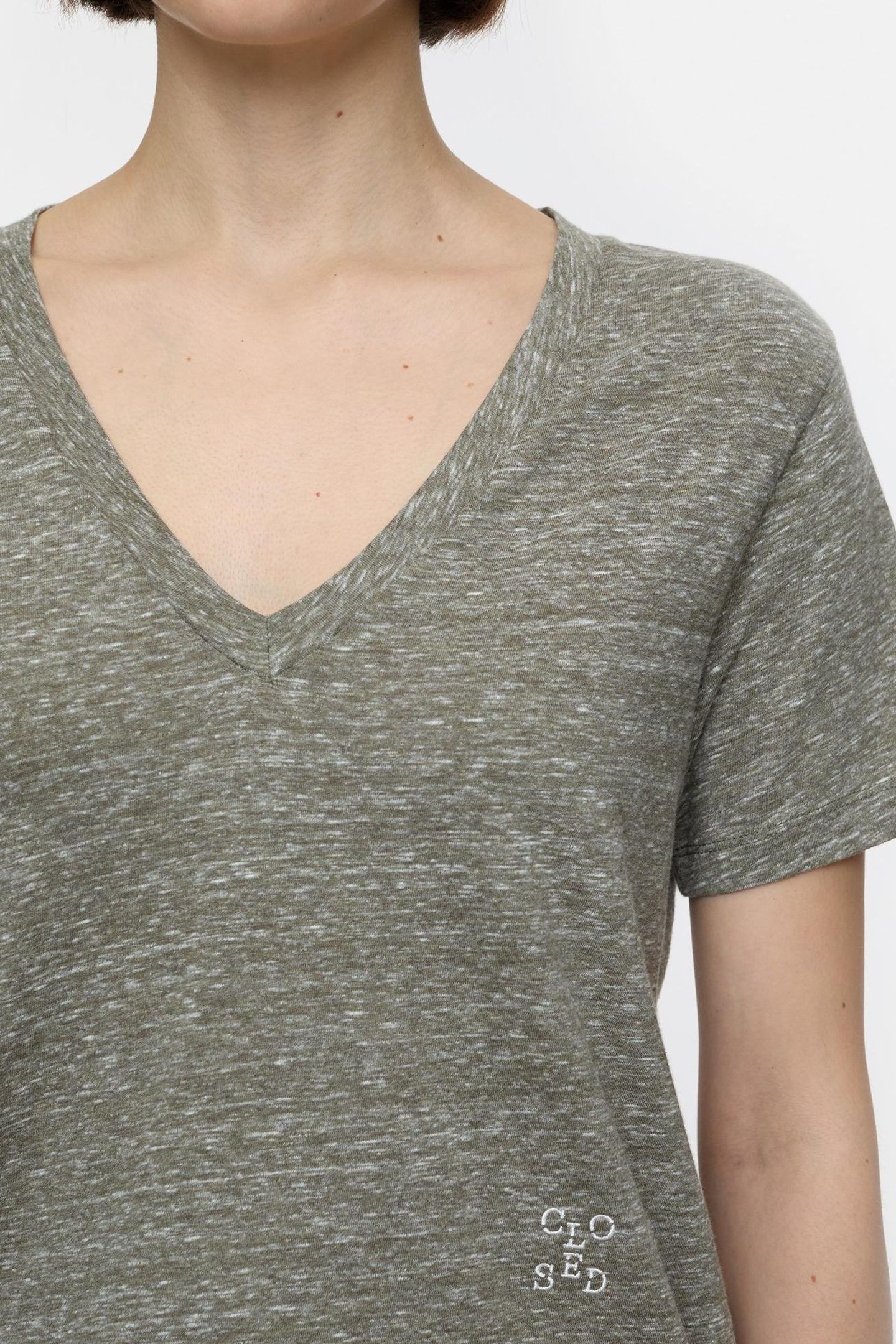 V T-SHIRT FADED GREEN 3