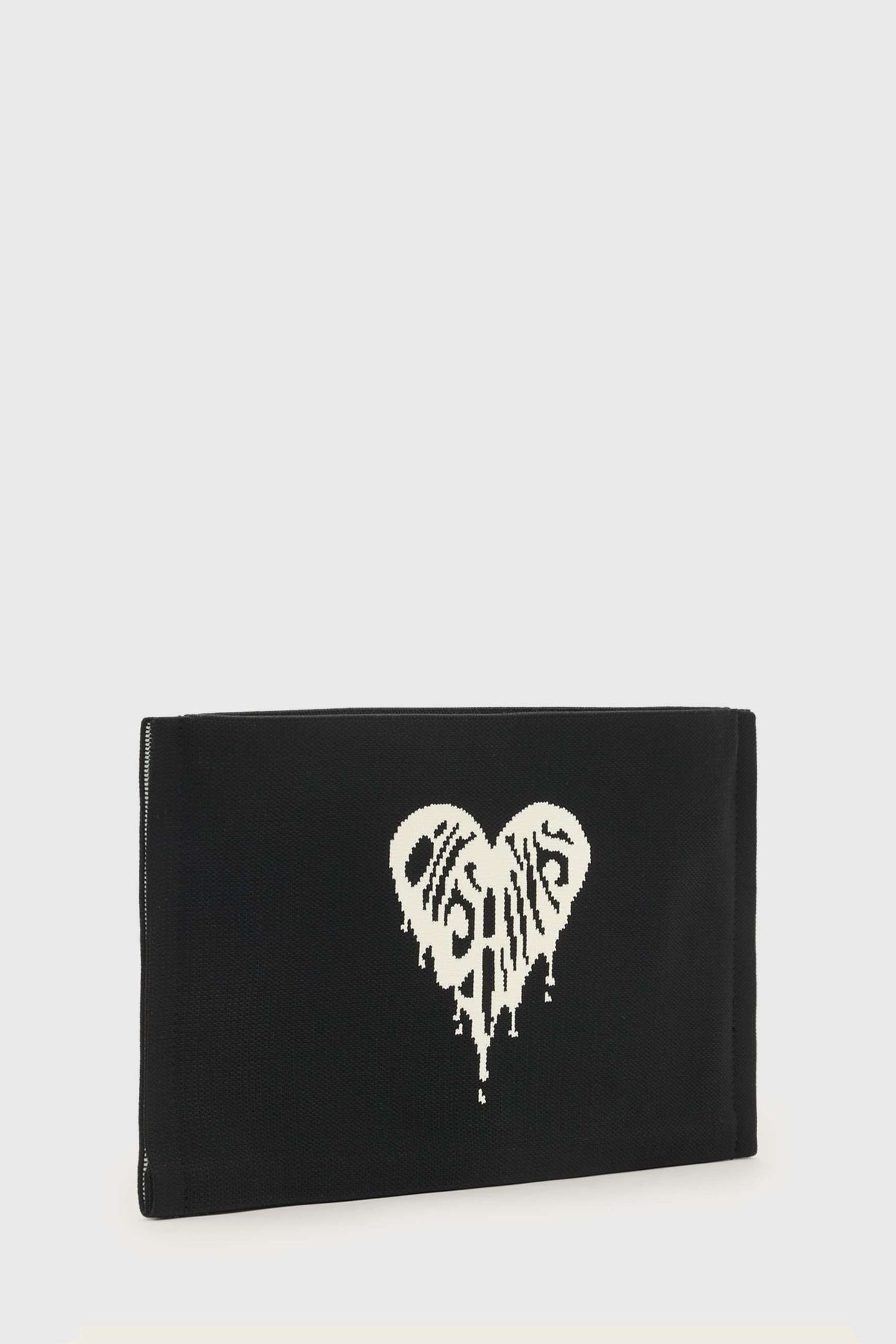 IZZY HEART CLUTCH BLACK 1