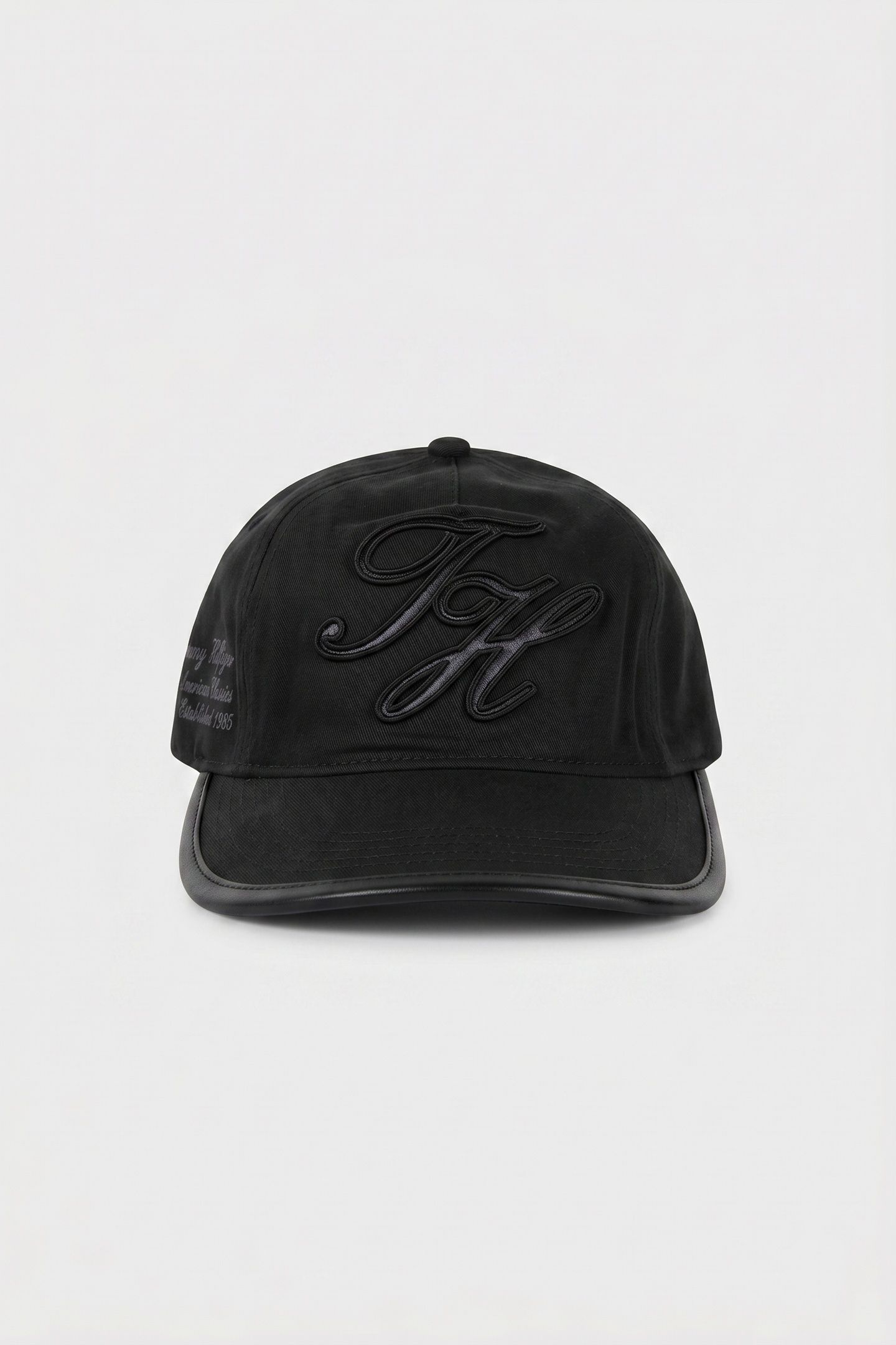 SCRIPT ELEVATED CAP BLACK 3