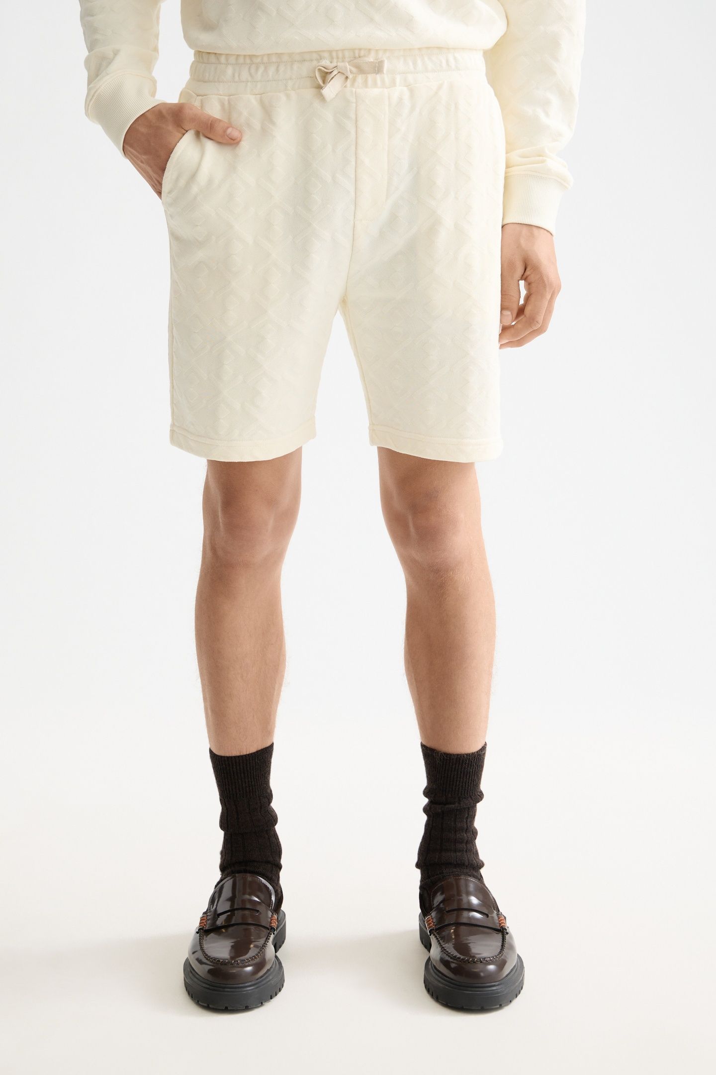 JACQUARD TERRY SWEATSHORTS EGGNOG 1