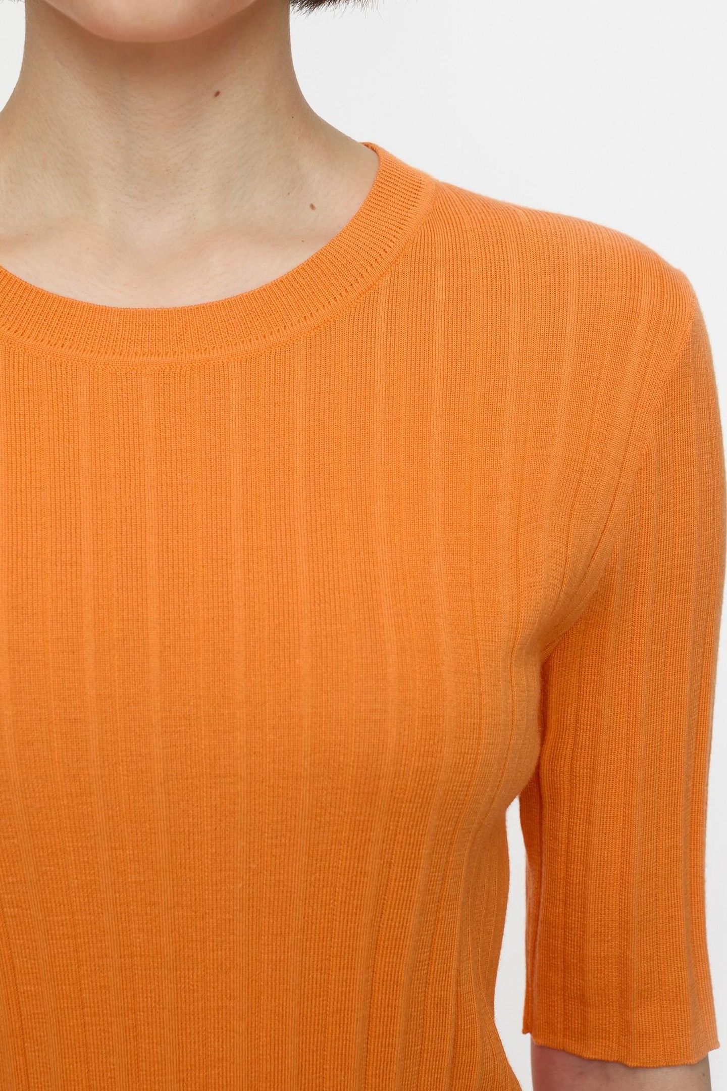 CREW NECK HALF SLEEVE PUMPKIN ORANGE 3
