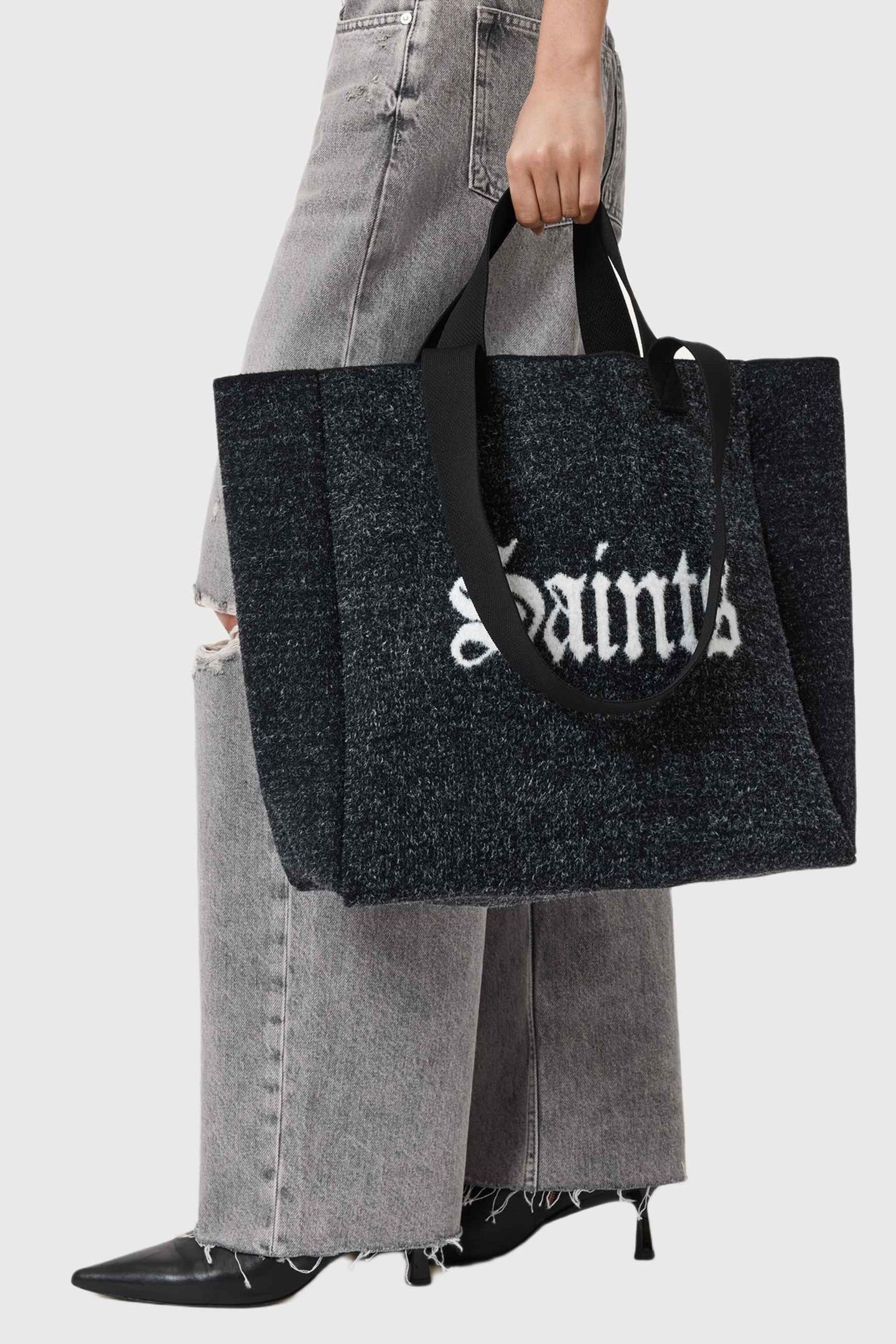 IZZY FZZY SAINT TOTE BLACK 2