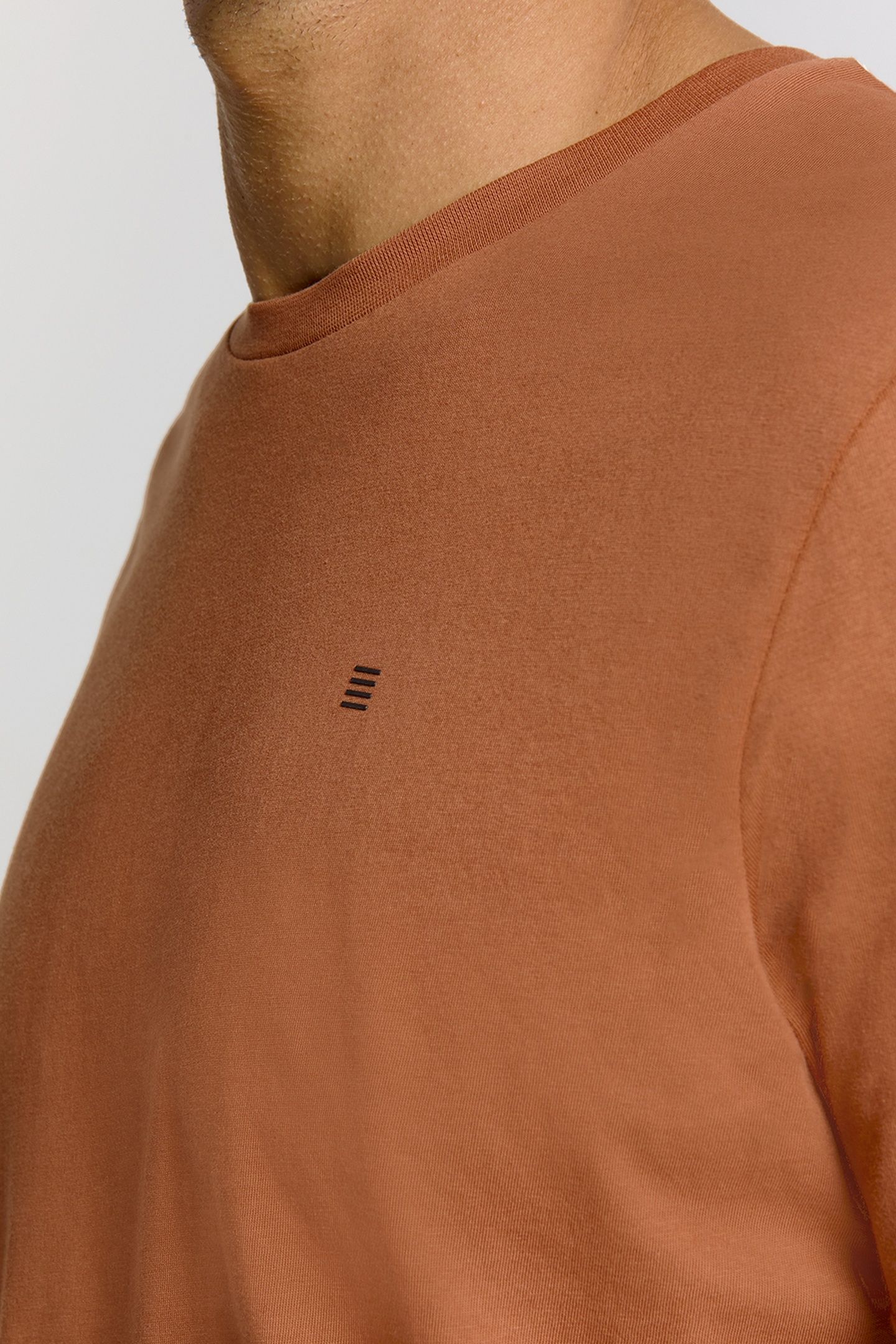 T-SHIRT CREWNECK SOLID BASIC CARAMEL 6