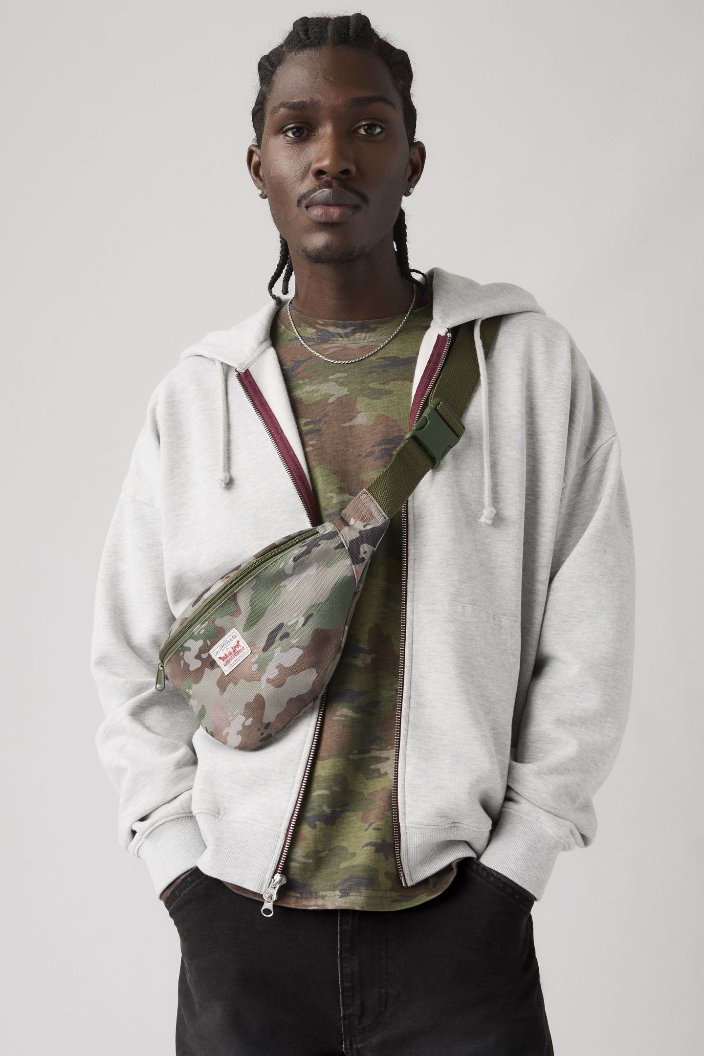 LEVI'S® DUBOCE SLING 1