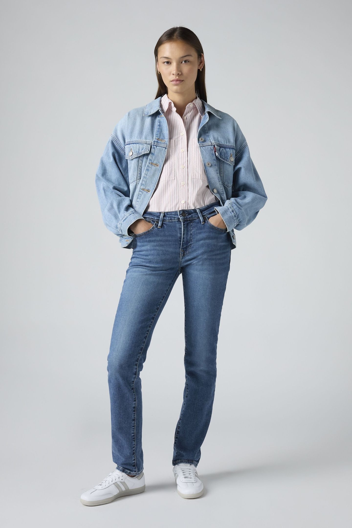 712 SLIM WELT POCKET JEANS 2