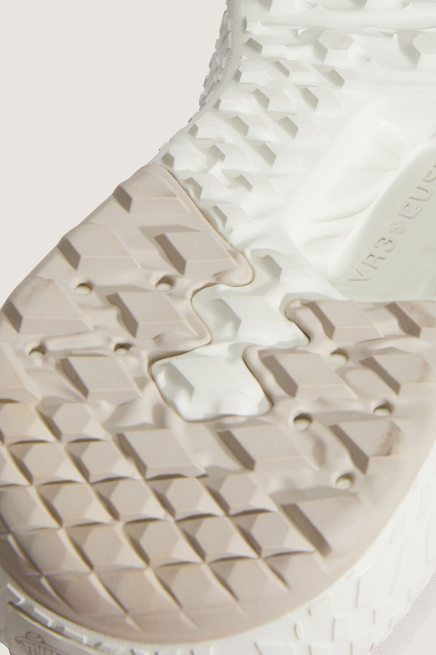 UNISEX MTE ULTRARANGE NEO VR3 MULTI/MARSHMALLOW 7