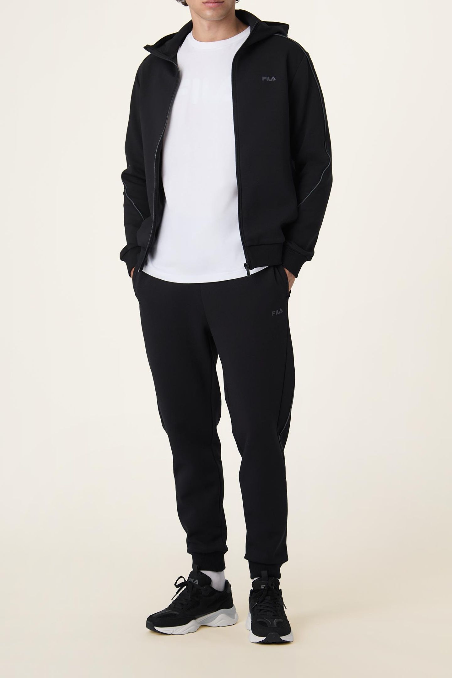 RIVOLI SLIM SWEATPANTS BLACK 2
