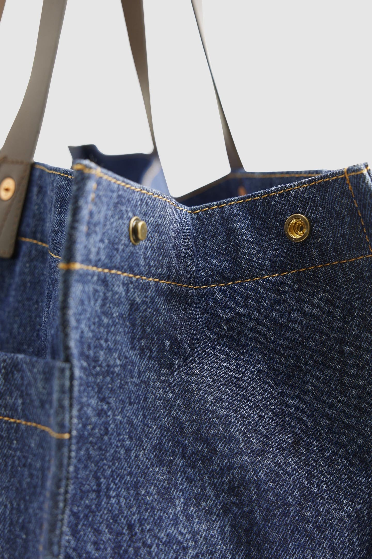 LEVI'S® HERITAGE ALL DAY TOTE 5