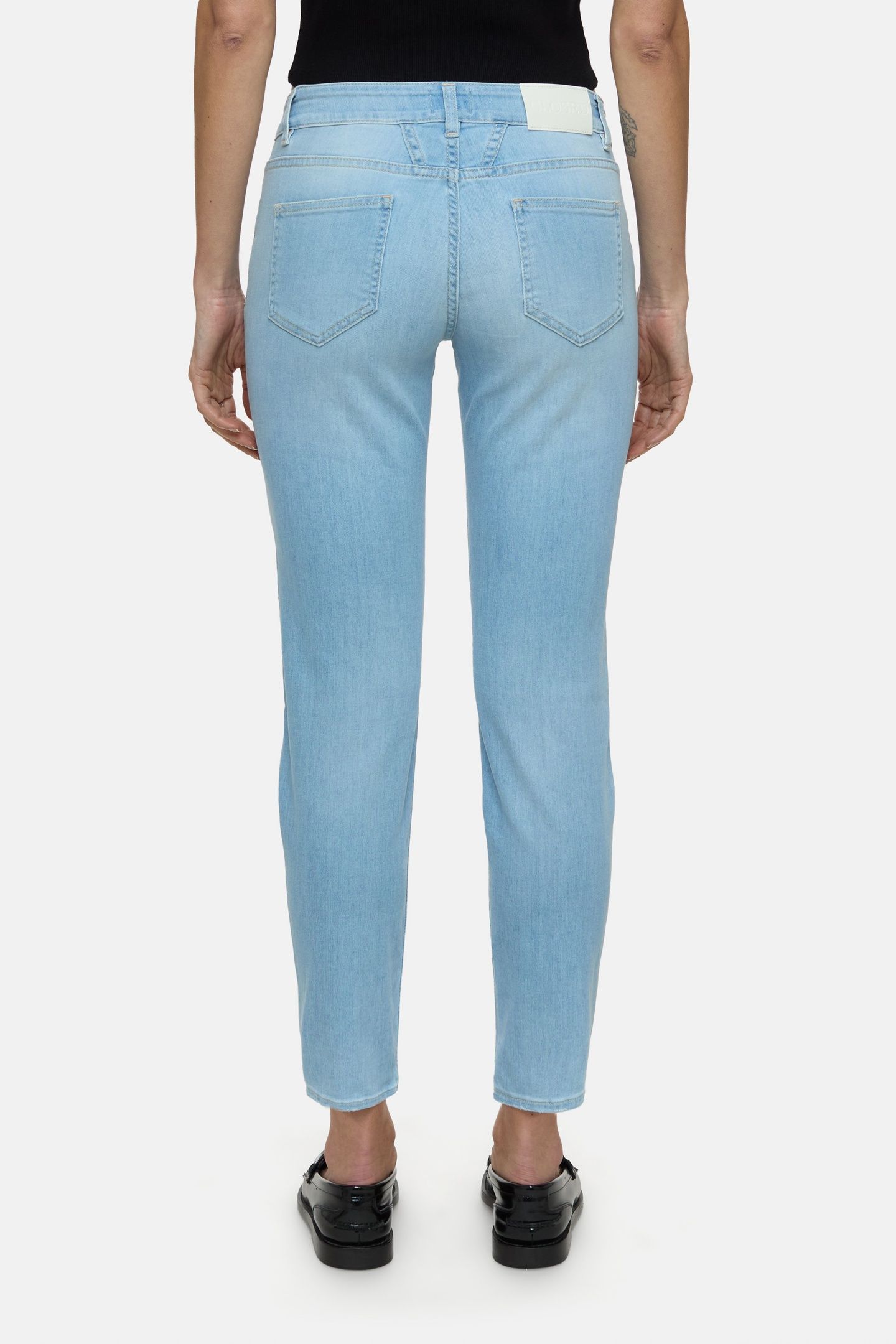 BAKER LIGHT BLUE 2