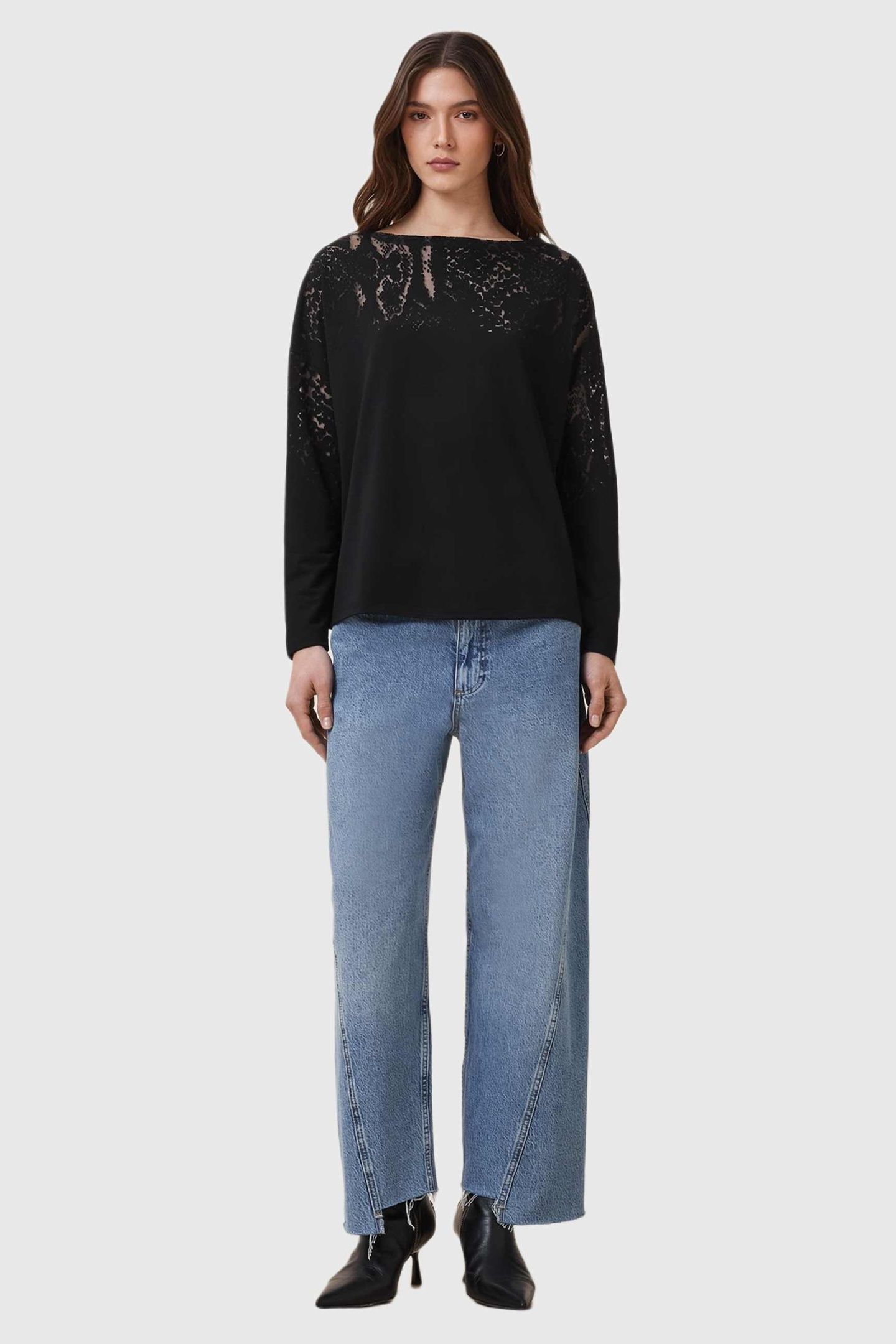 RITA SNAKE TEE BLACK 4