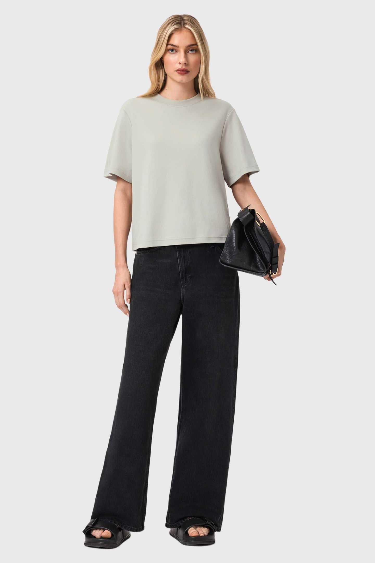 LISA TEE PALE GREEN 1