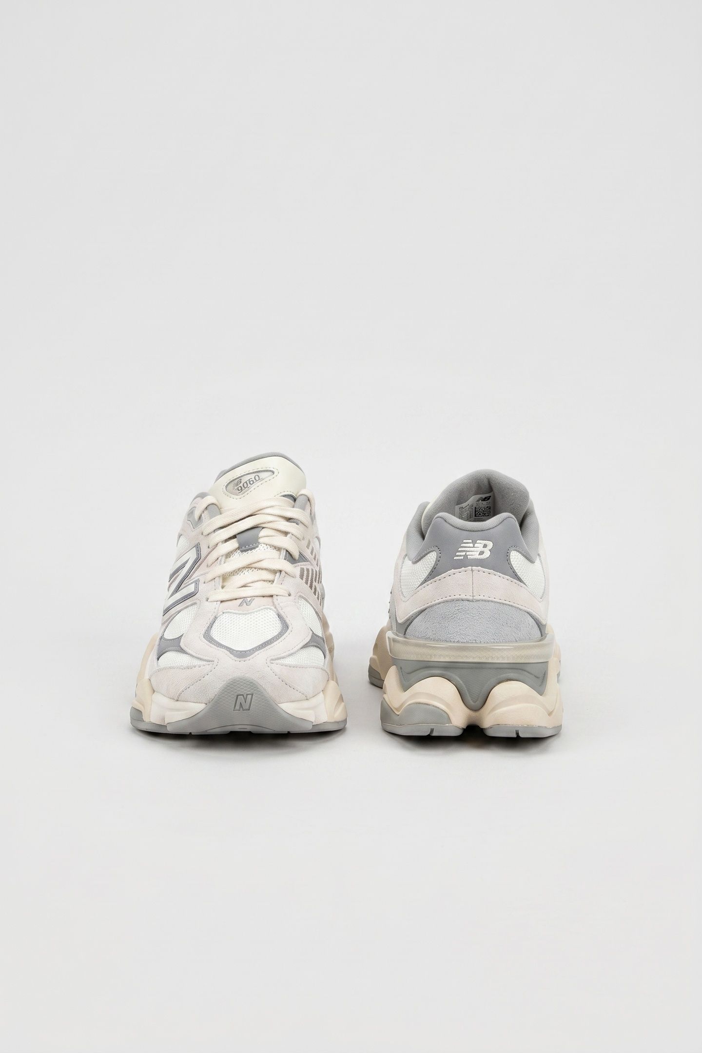 UNISEX 9060 SEA SALT 2