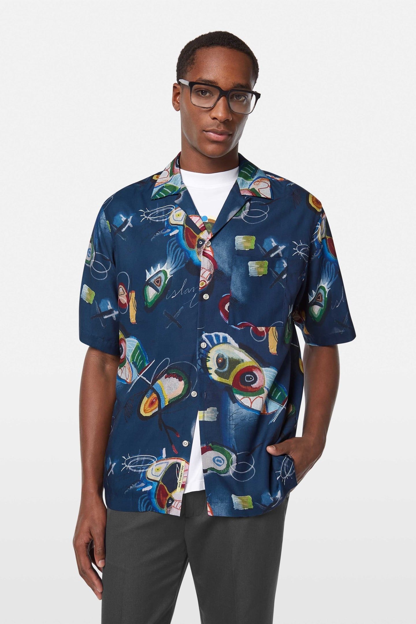 AOP SHORT-SLEEVED RELAXED-FIT TENCEL SHIRT ABSTRACT ISLAND N 3