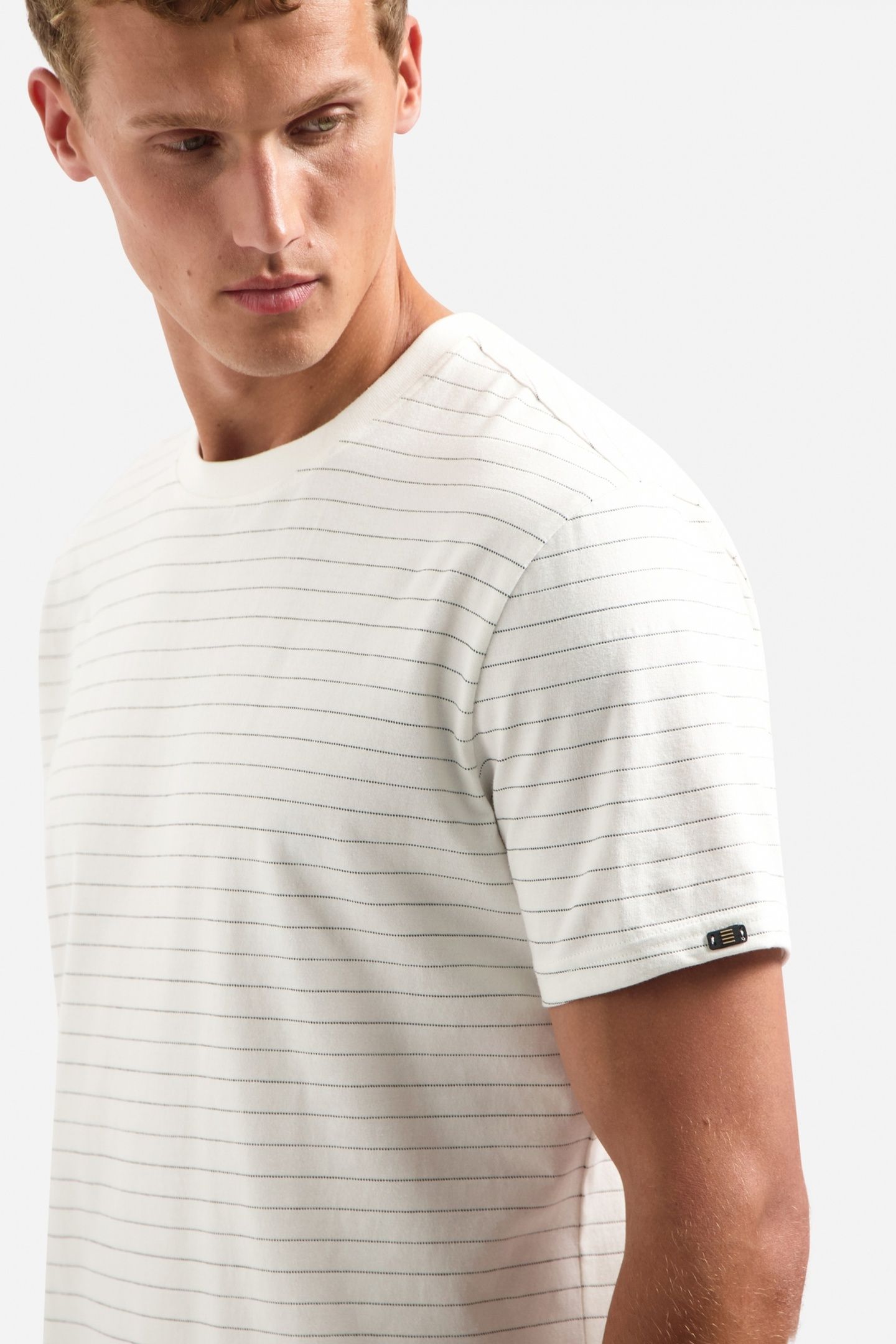 T-SHIRT CREWNECK YARN DYED PIN STRIPE OFFWHITE 2