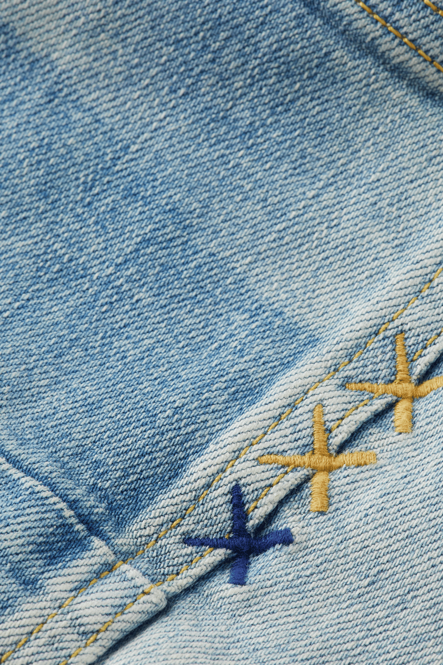 RALSTON REGULAR SLIM JEANS — ART FROM THE HEART ART FROM THE 7