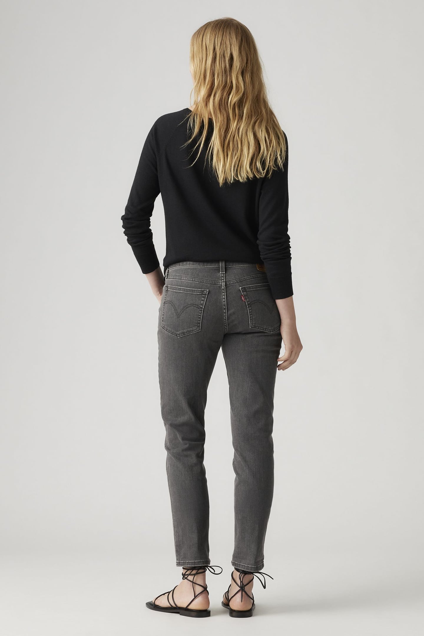 MID-RISE BOYFRIEND JEANS 3