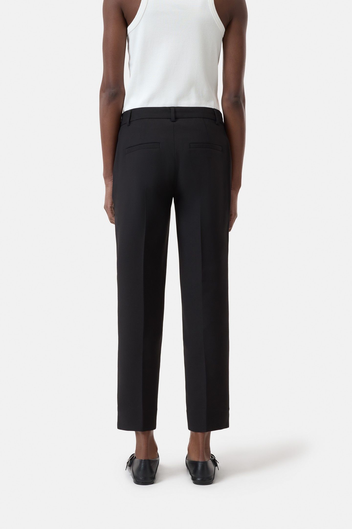 SONNETT BLACK 2