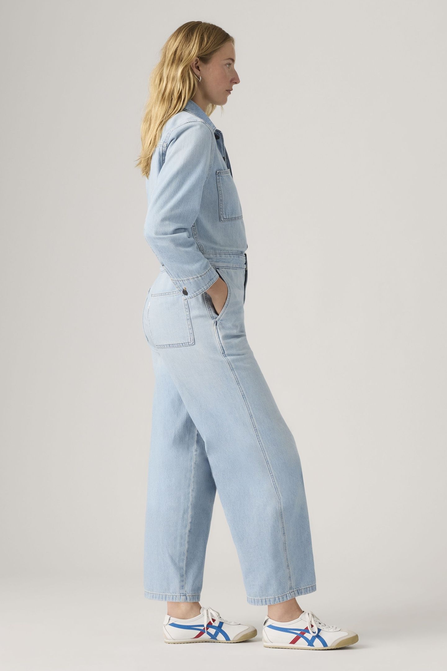 ICONIC LIGHTWEIGHT JUMPSUIT 3