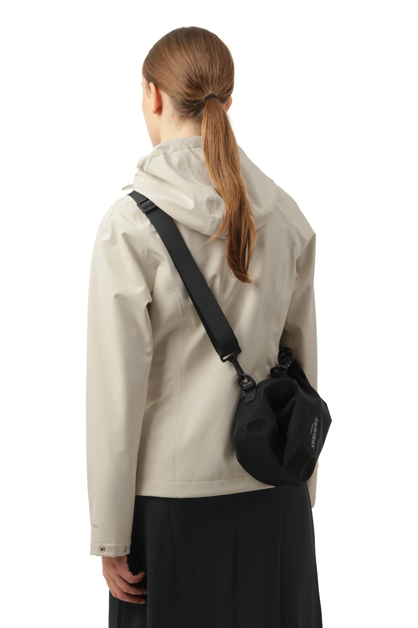DAYBREAK02 RAIN JACKETS BLEACHED SAND 4