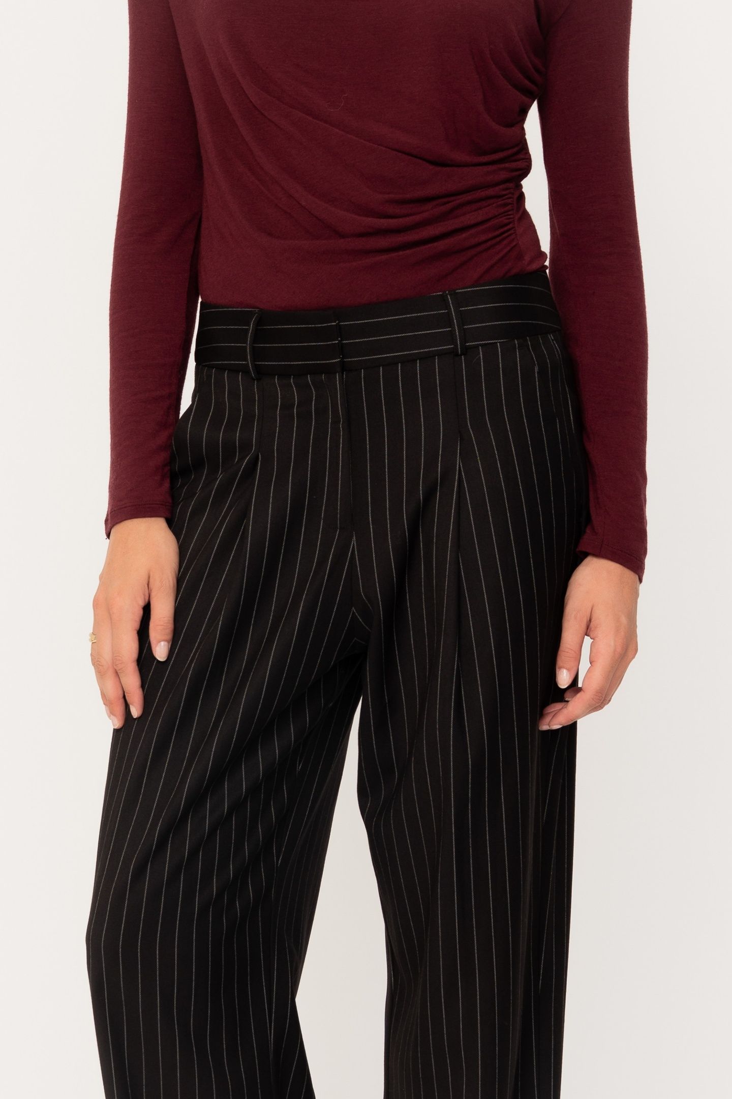 POLARIS TROUSER BLACK PINSTRIPE 4