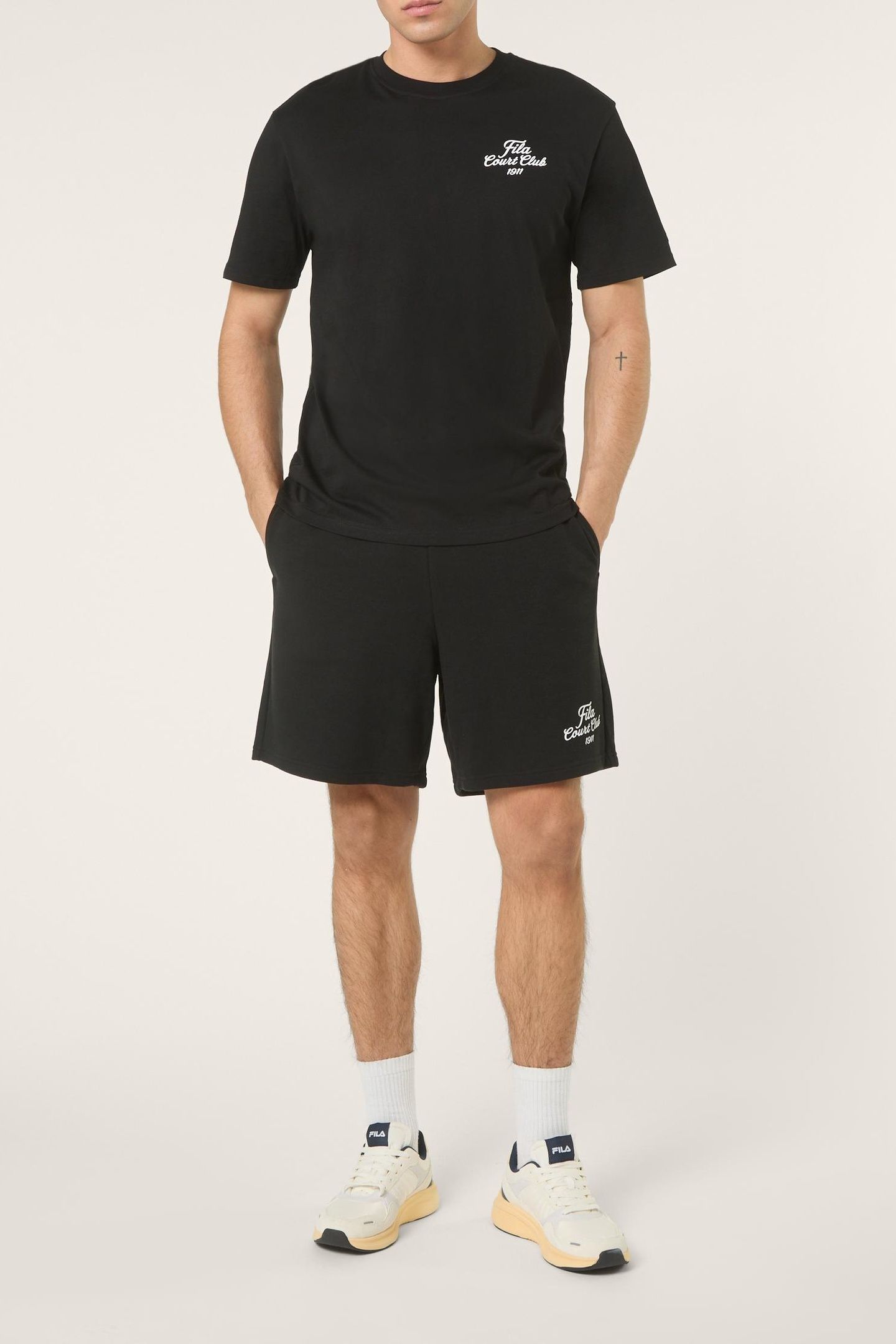 VILLA RELAXED GRAPHIC T-SHIRT BLACK 2