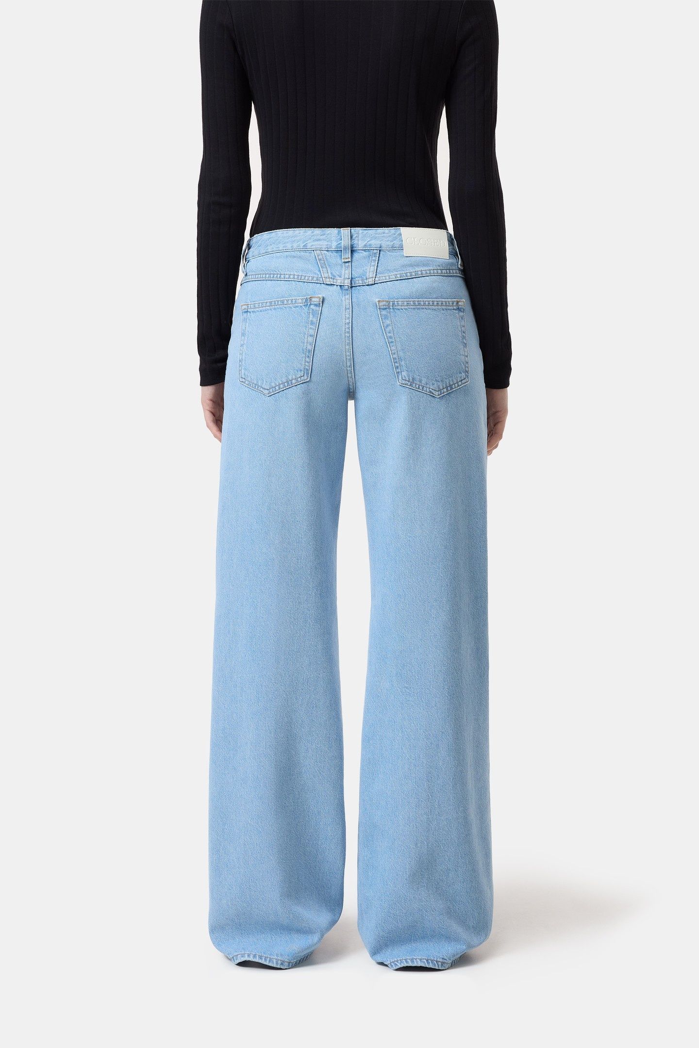 GILLAN LIGHT BLUE 2
