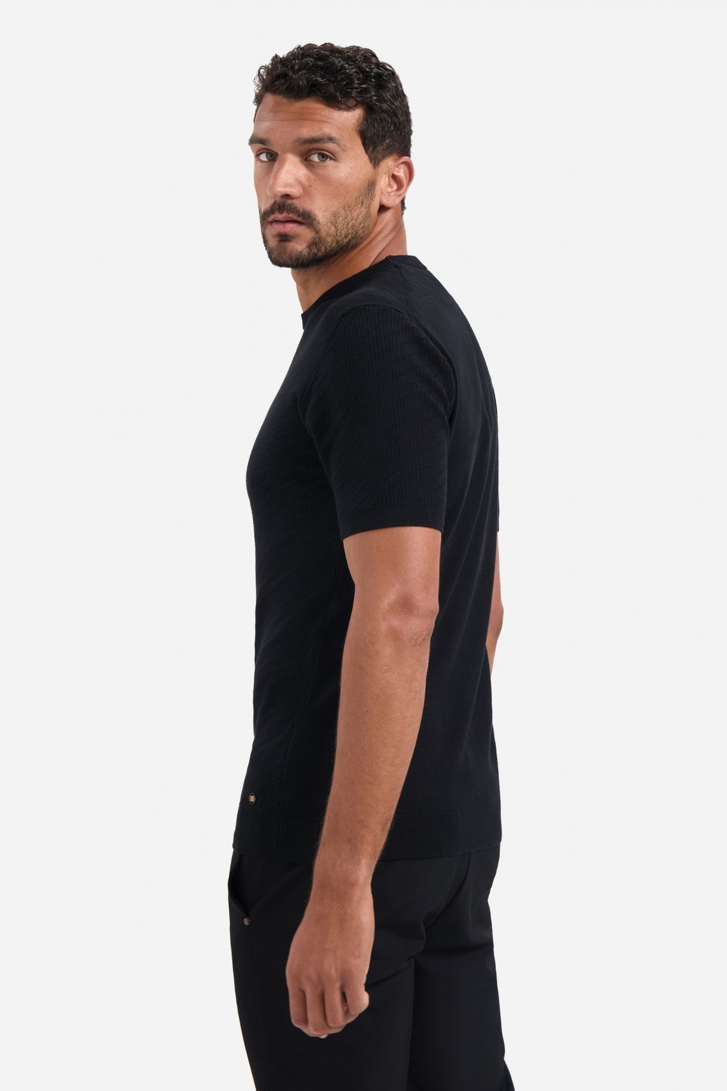 PULLOVER SHORT SLEEVE CREWNECK SOLID JACQUARD BLACK 4
