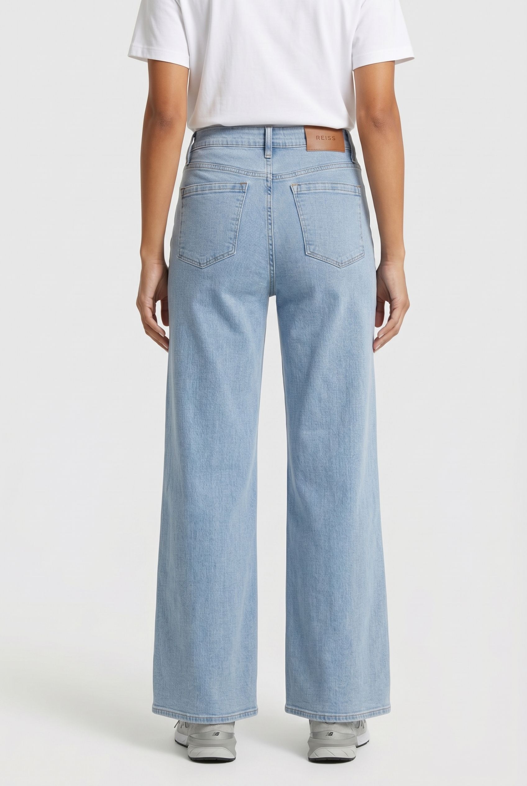 WIDE LEG JEAN PALE BLUE 2