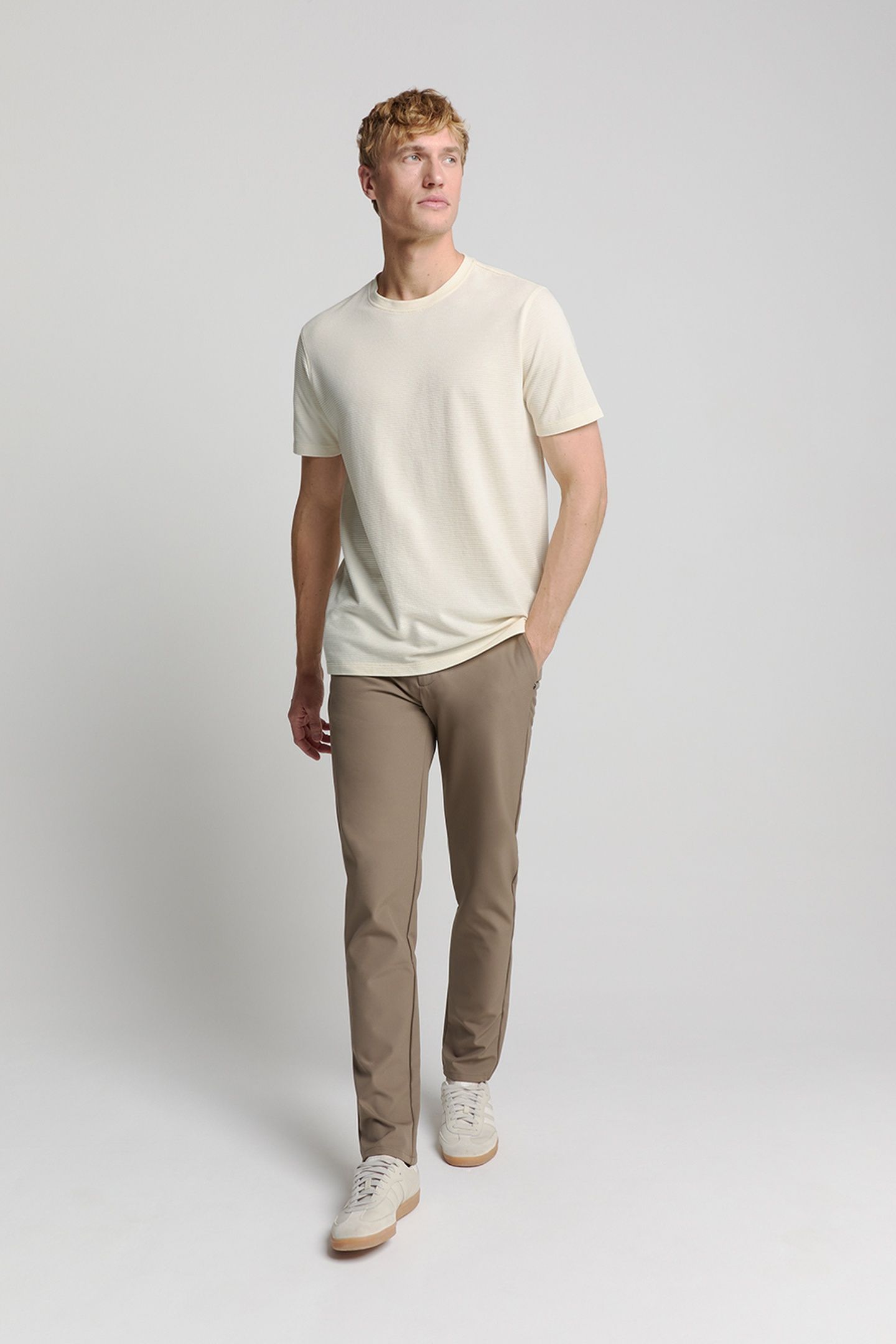 T-SHIRT CREWNECK SOLID RELIEF KNIT OFFWHITE 1