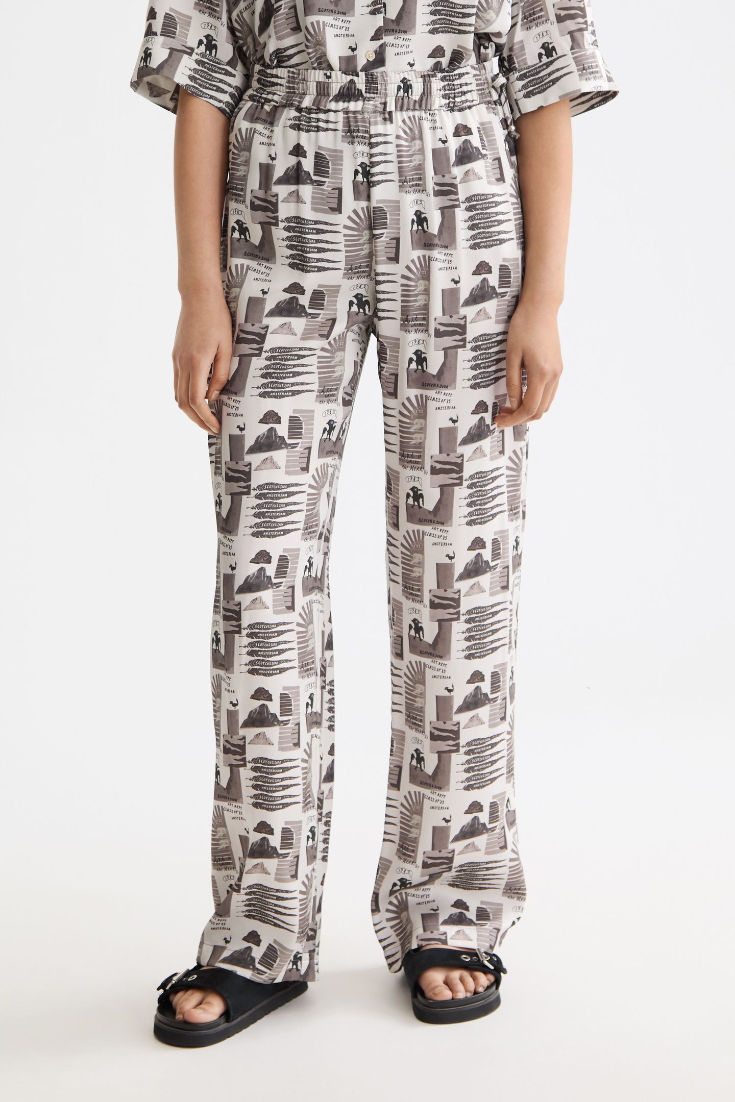GIA - MID RISE WIDE LEG ELASTICATED TROUSERS ART DEPT COLLAG 2