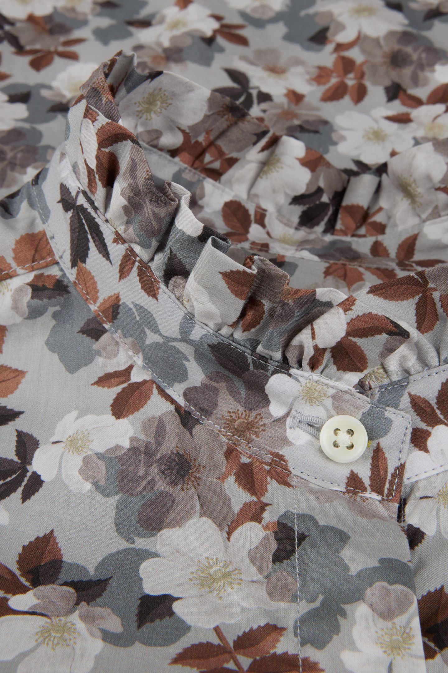 DARYA BLOUSE LIGHT GREY PATTERN 3