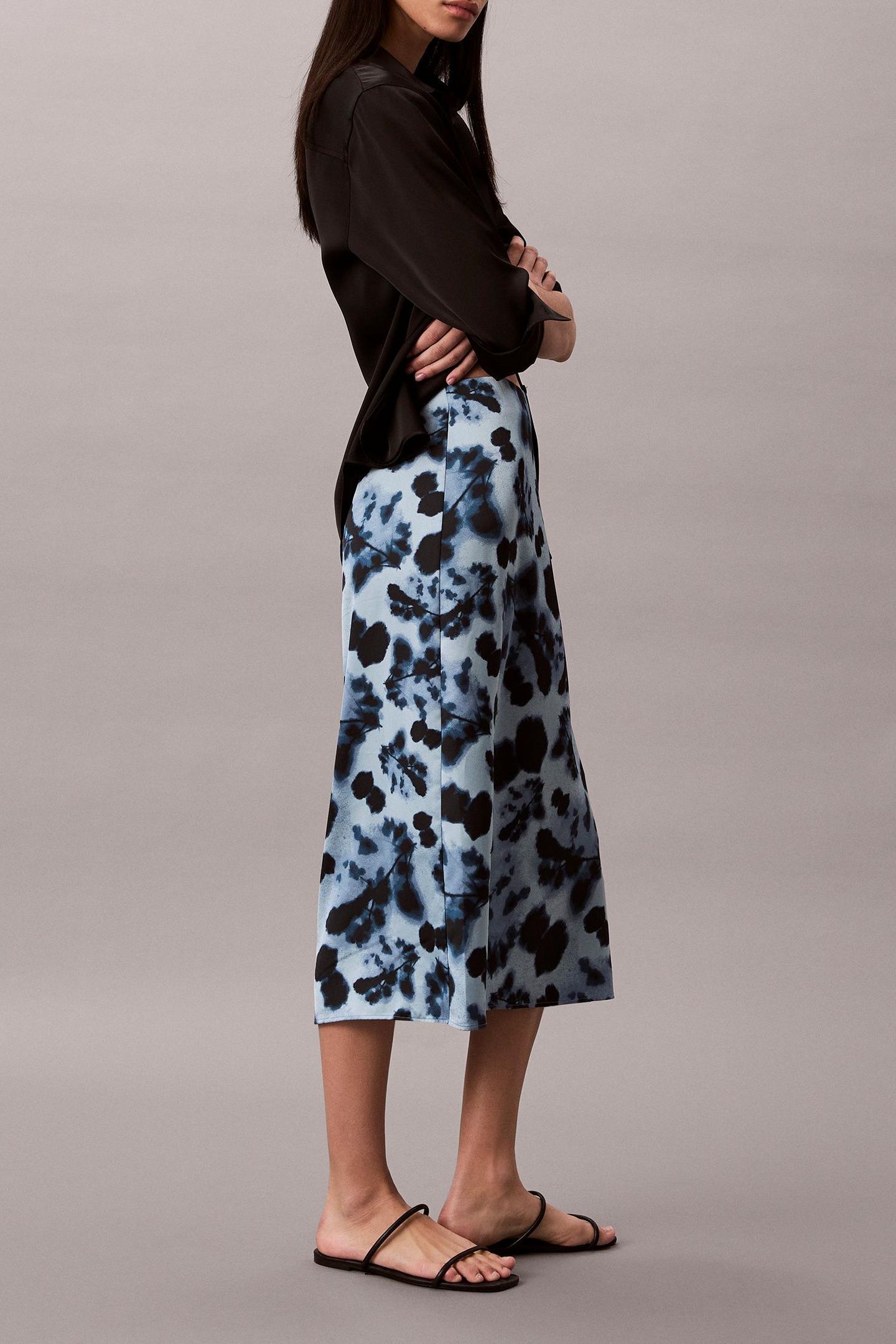 PRINTED SATIN MIDI SKIRT BLUE 4