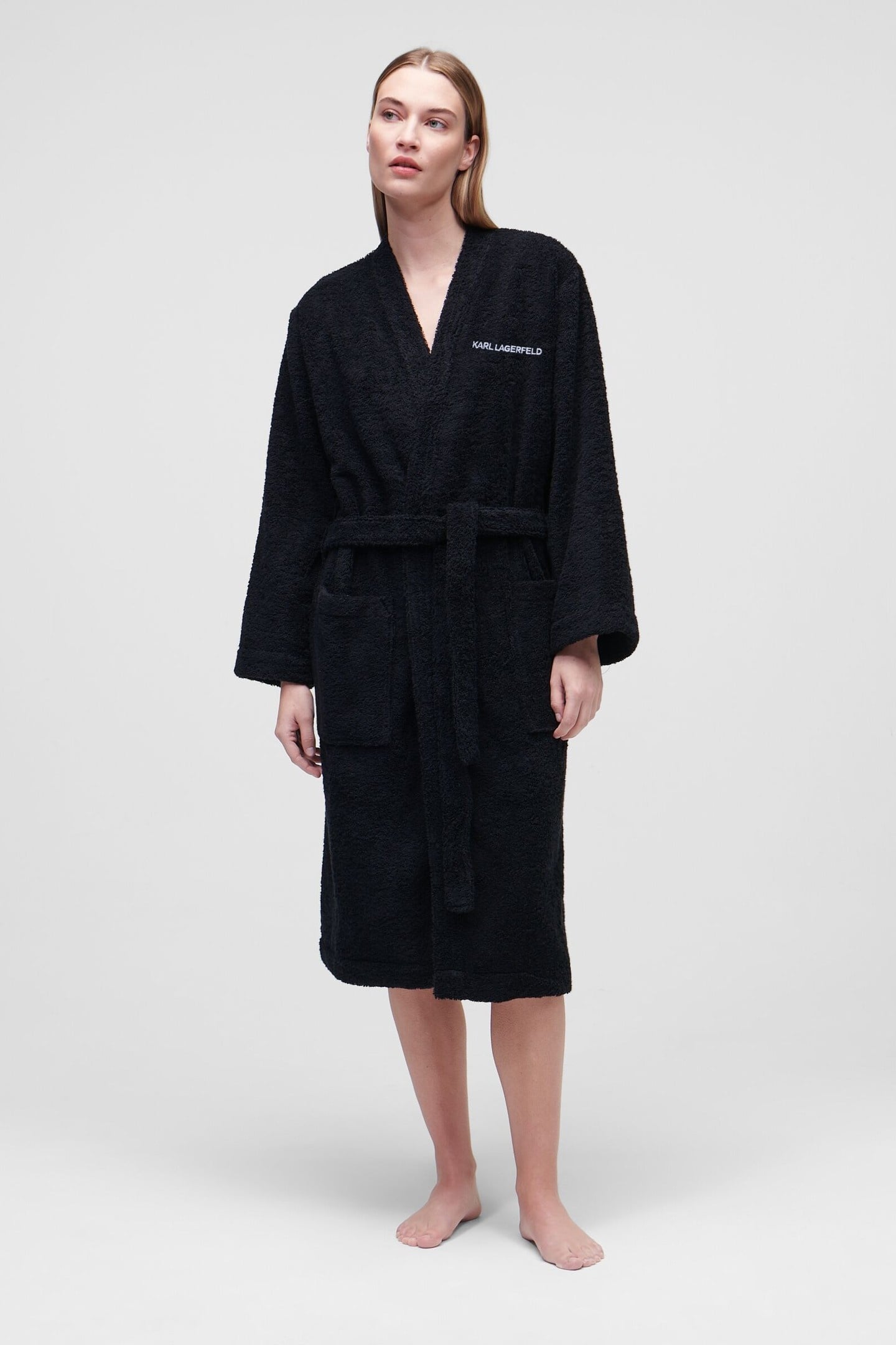 IKONIK 2.0 BATHROBE BLACK 1