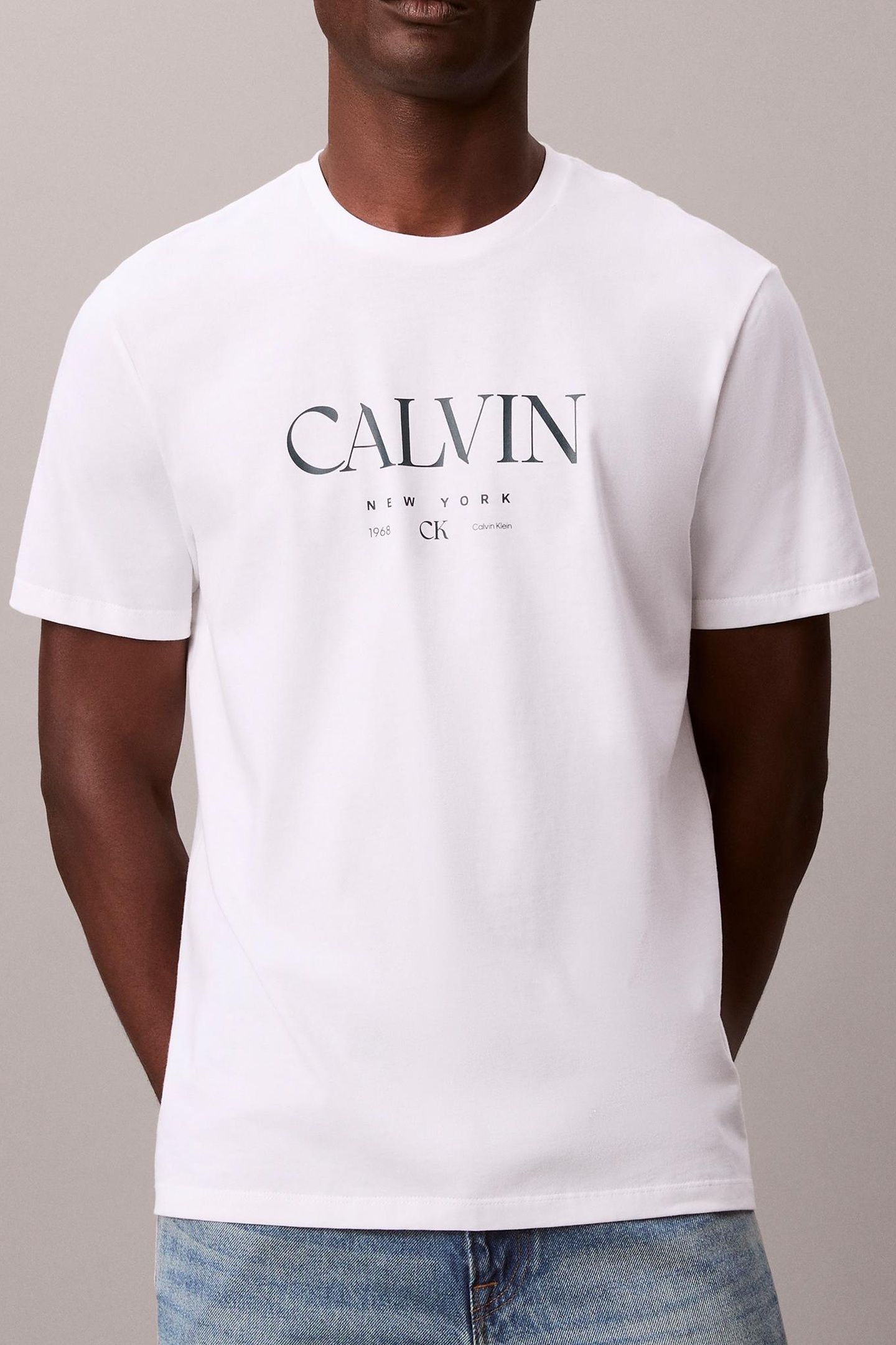 SS 20S CALVIN GRAPHIC TEE BRILLIANT WHITE 2