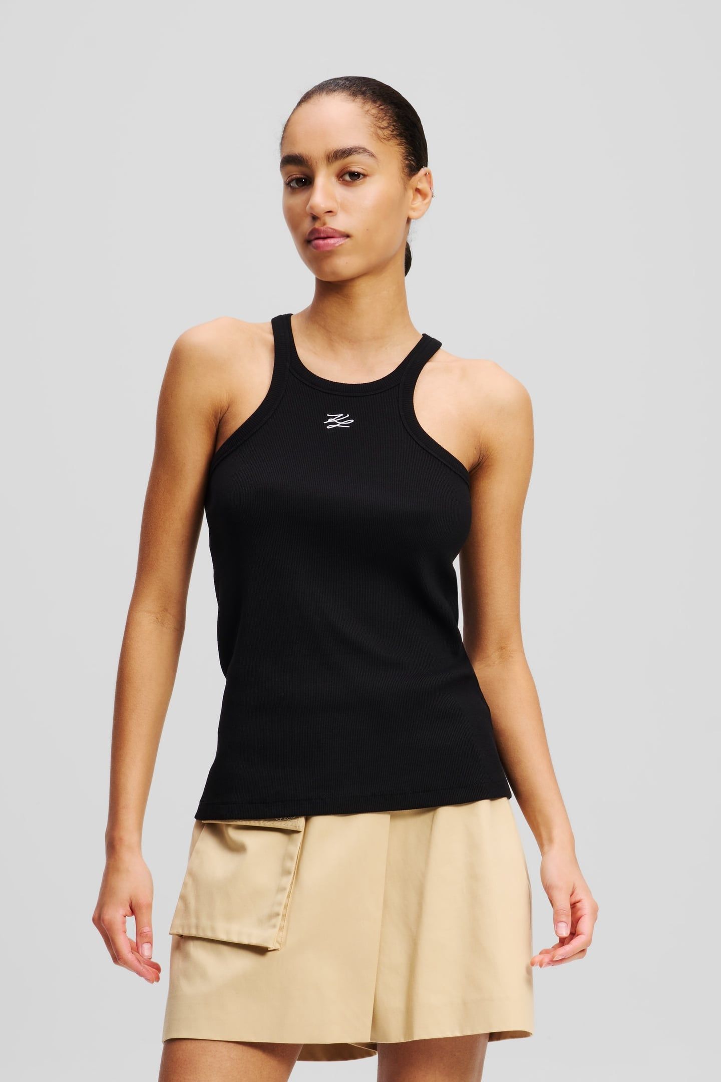 AUTOGRAPH TANK BLACK 1