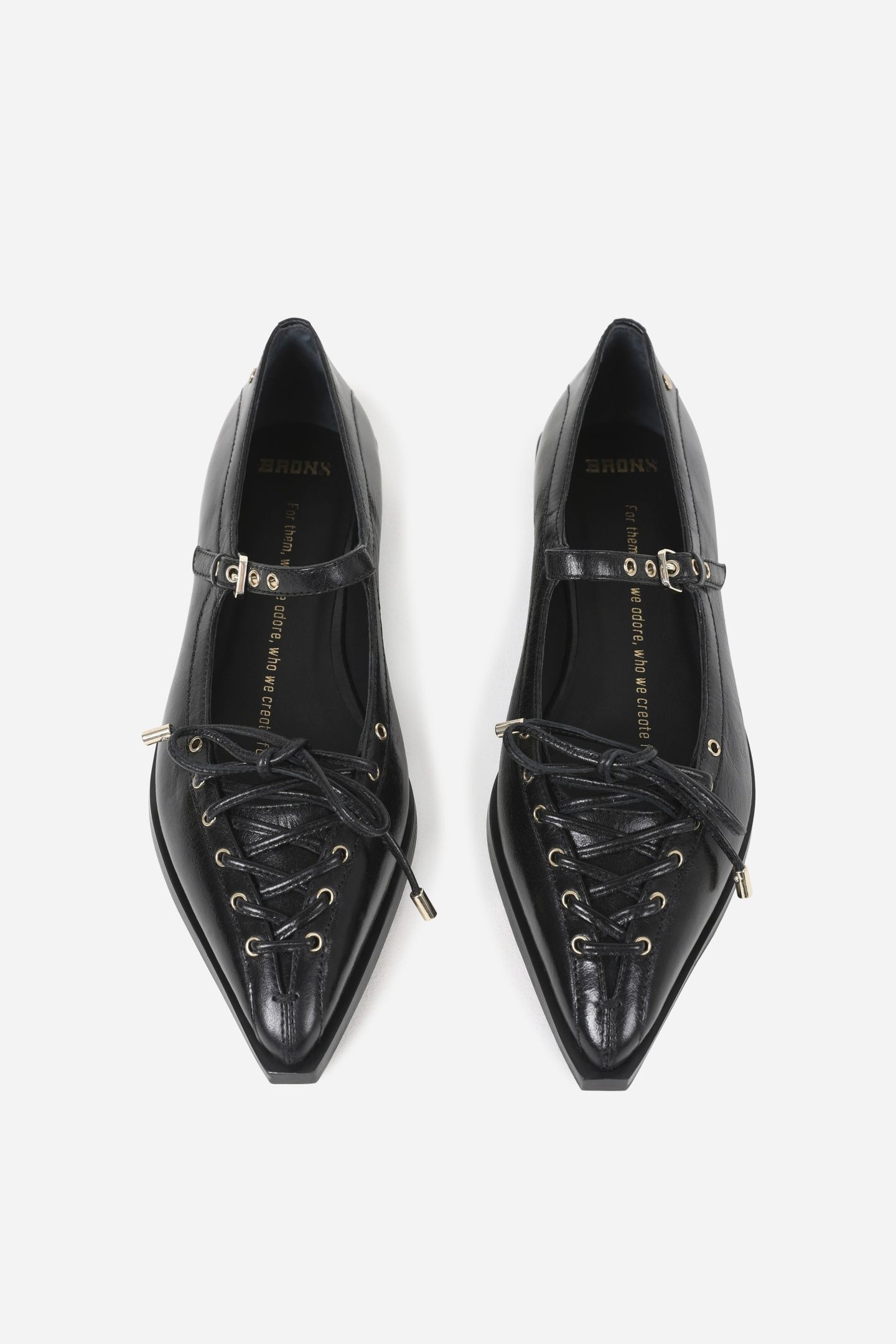 LAUR-YNN LOW SHOE BLACK 4