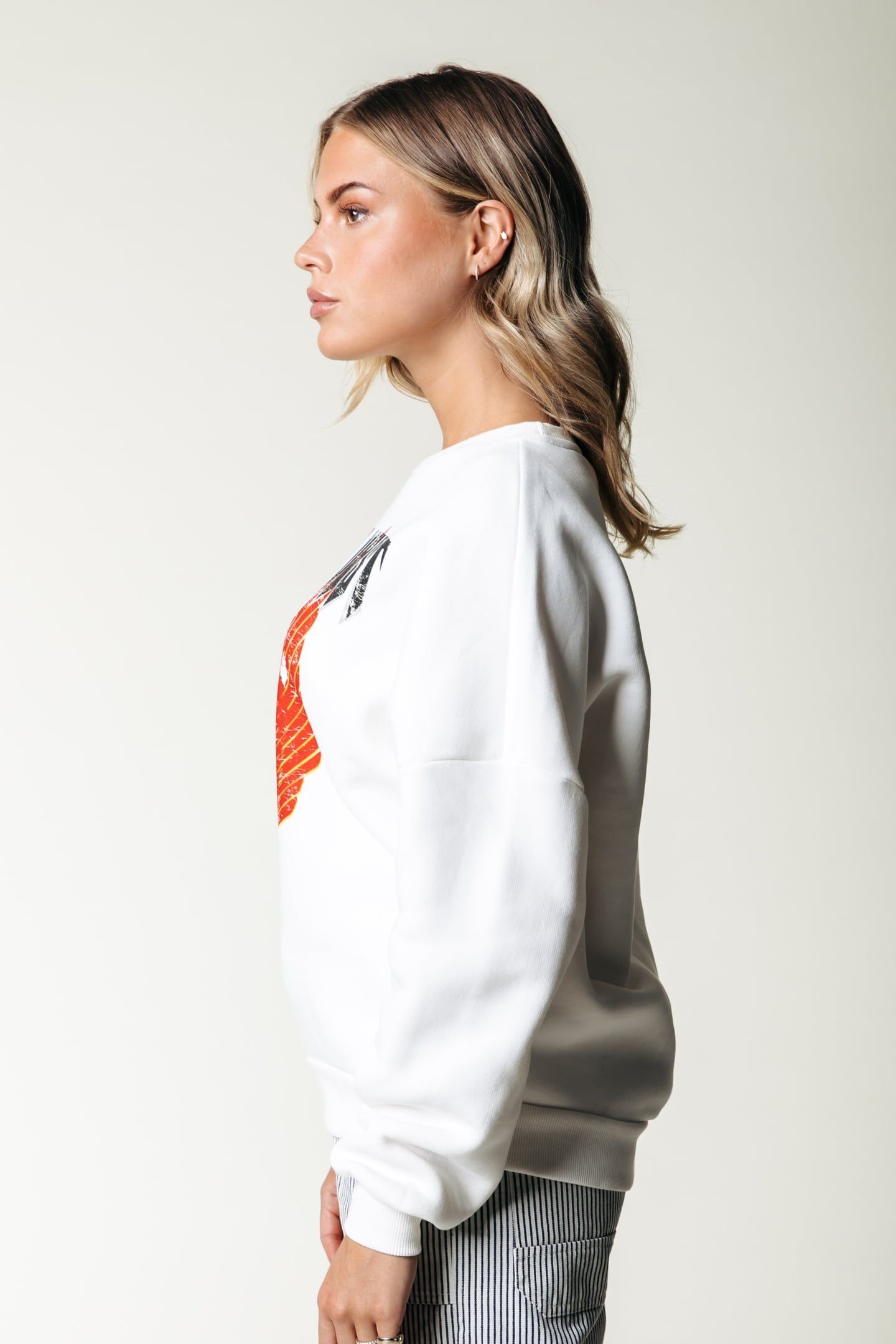 BITE THE DUST DROPPED SHOULDER SWEATER OFF WHITE 3