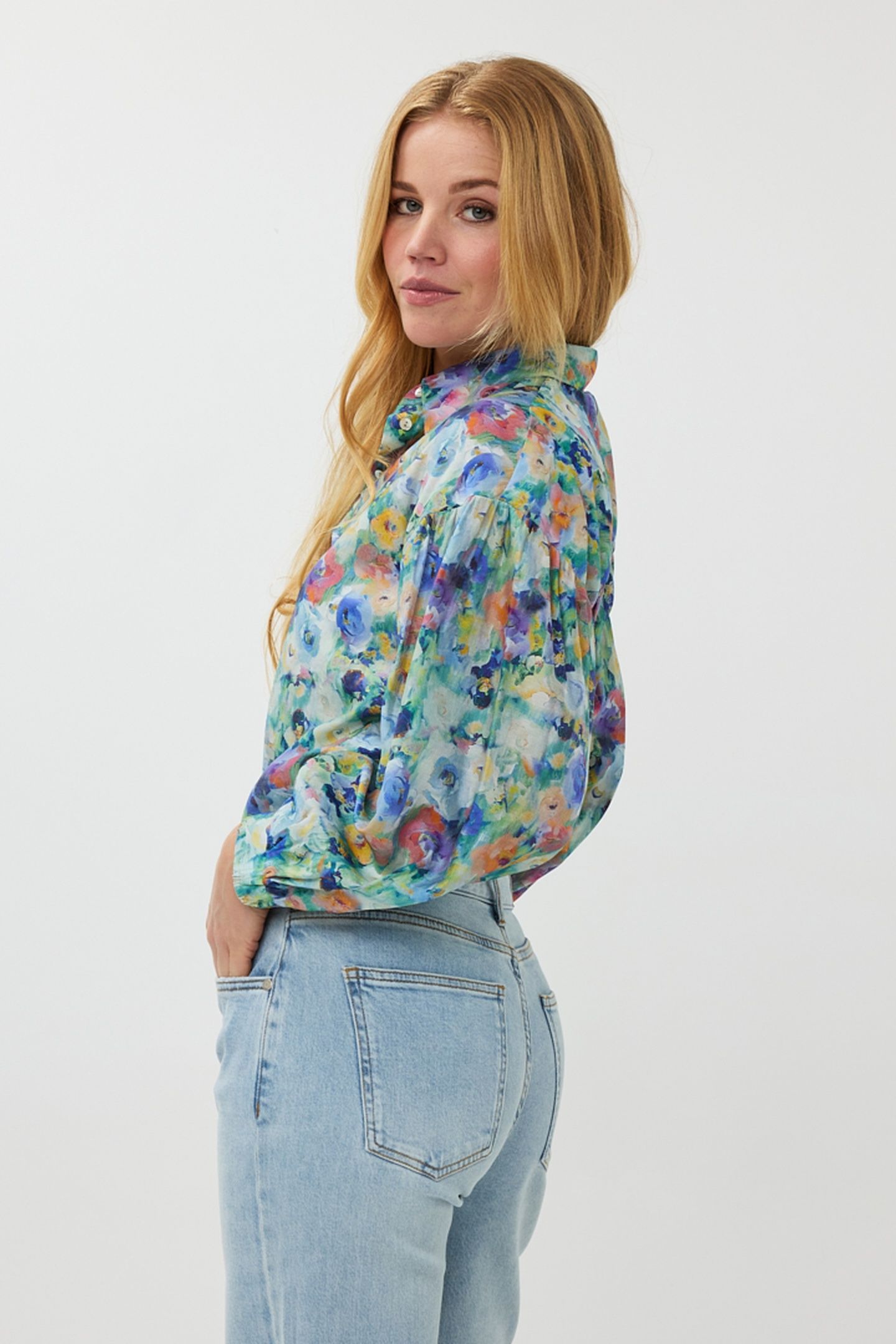 BLOUSE OVERSIZED UTOPIA FLOWER PRINT 4