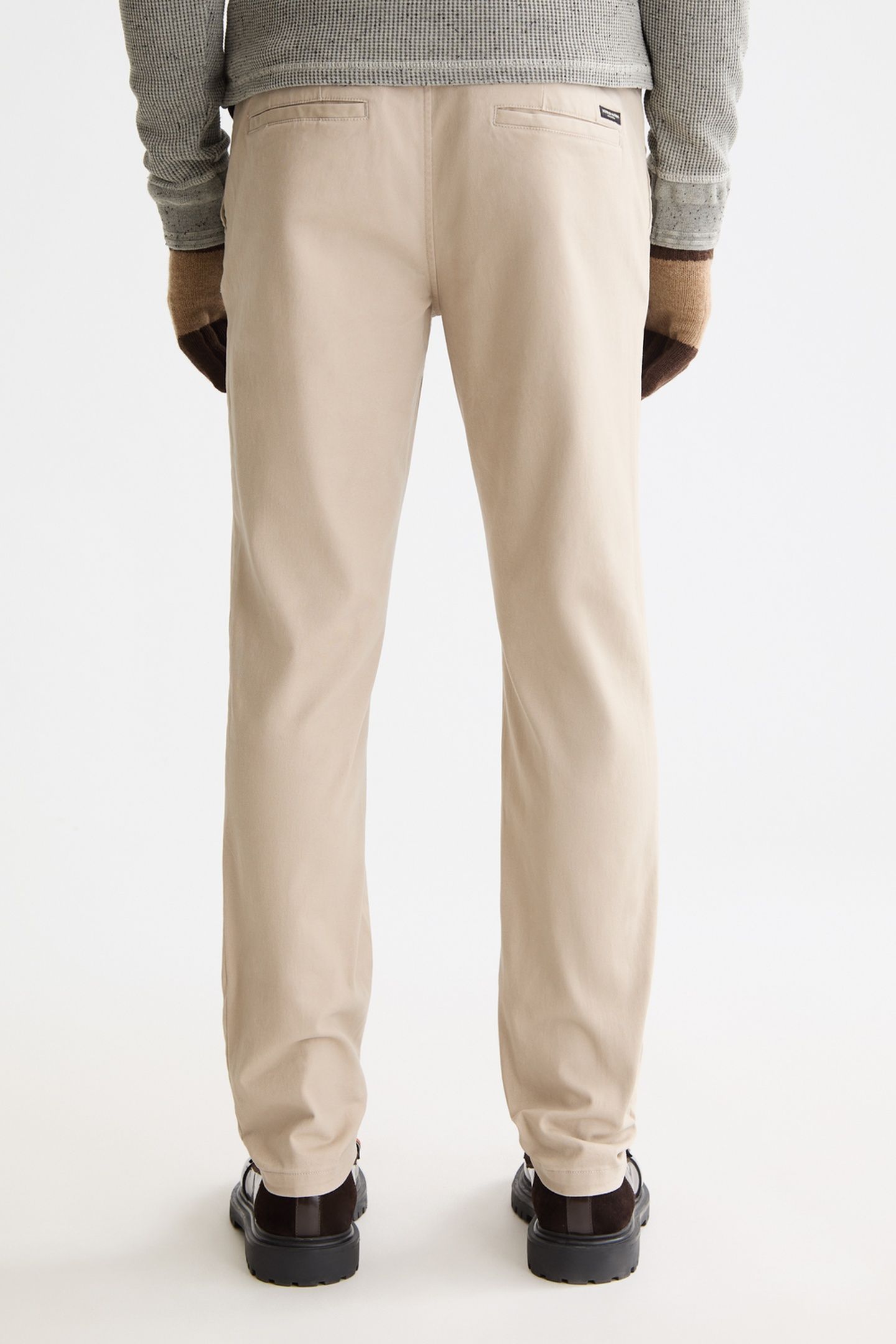 MOTT - WASHED COTTON BLEND CHINO PLAZA TAUPE 2