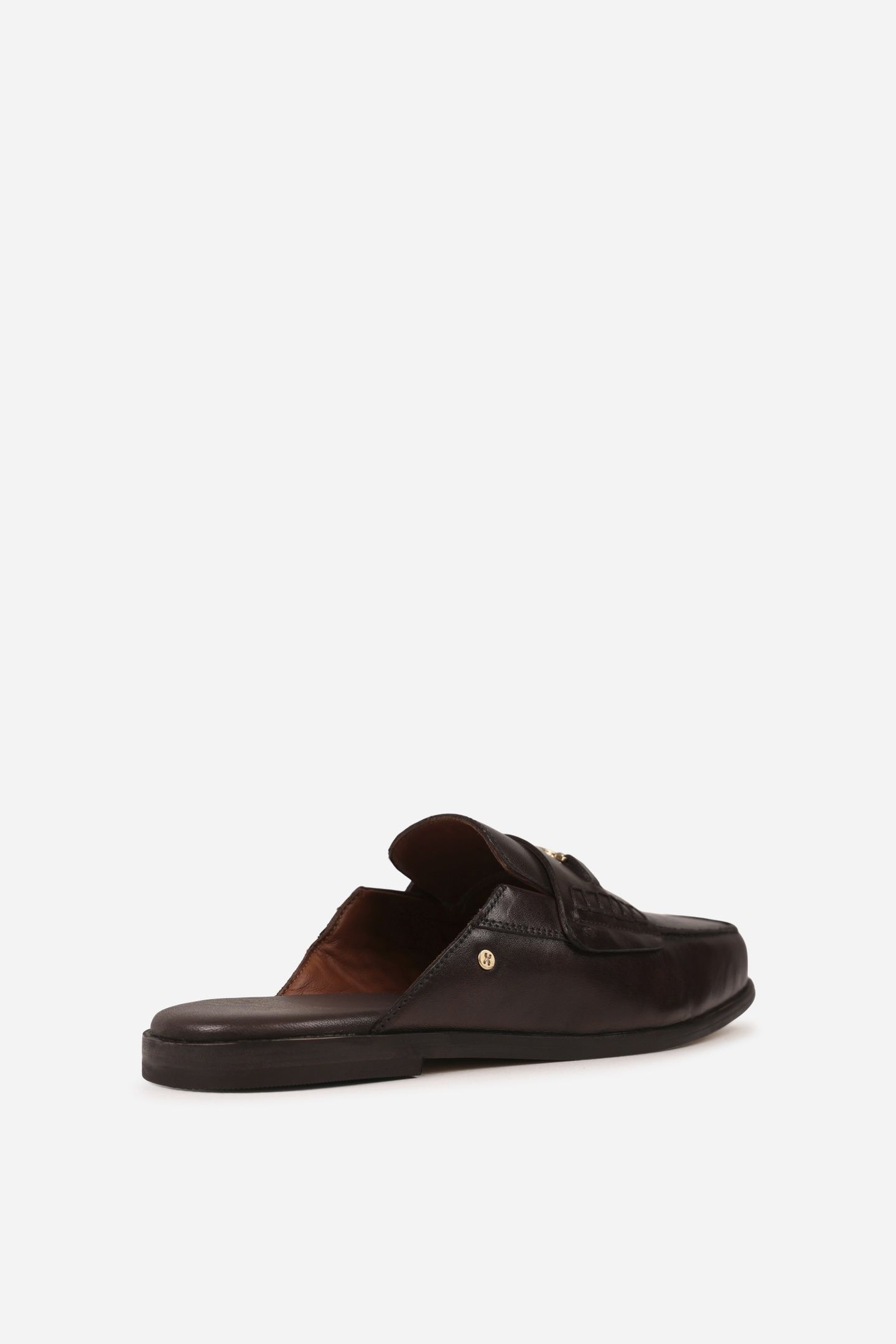 COLB-Y LOW SHOE COFFEE BEAN 4
