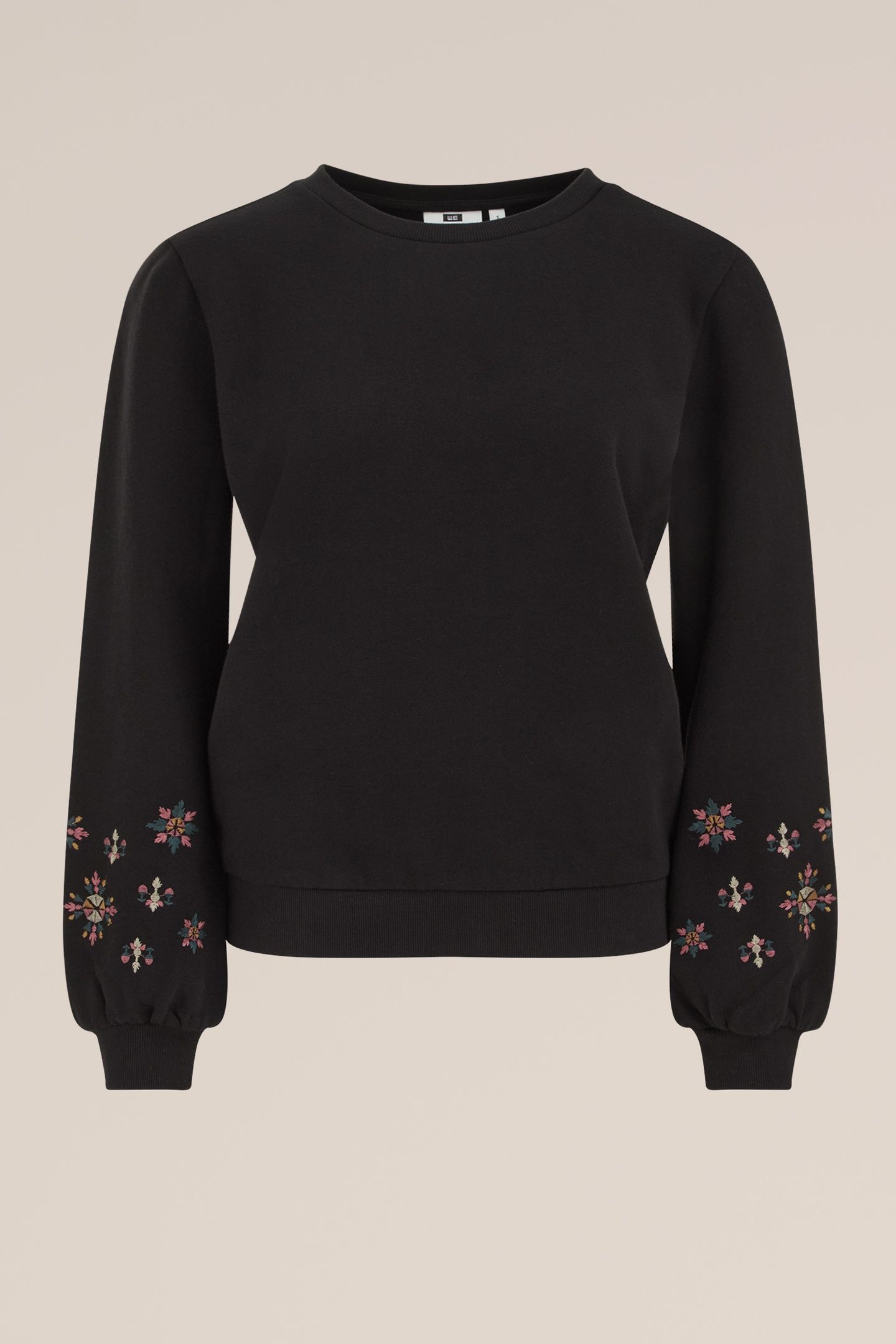 SWEATER BLACK 4