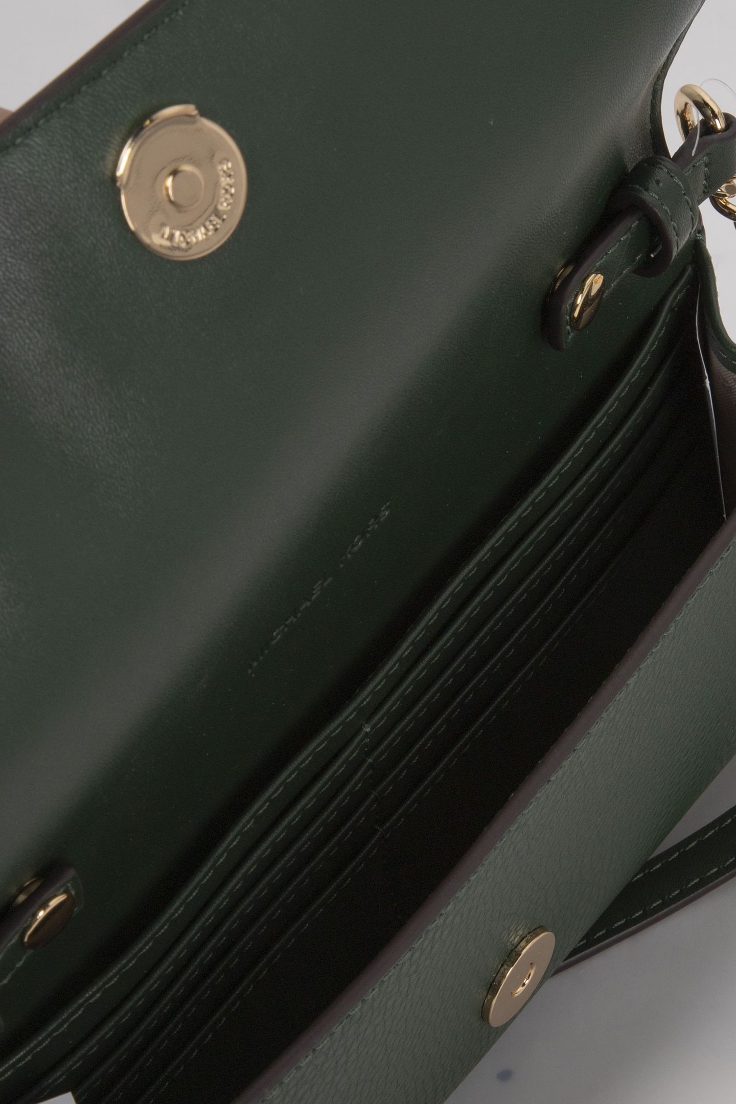 LARGE WALLET ON A CHAIN MOSS 4