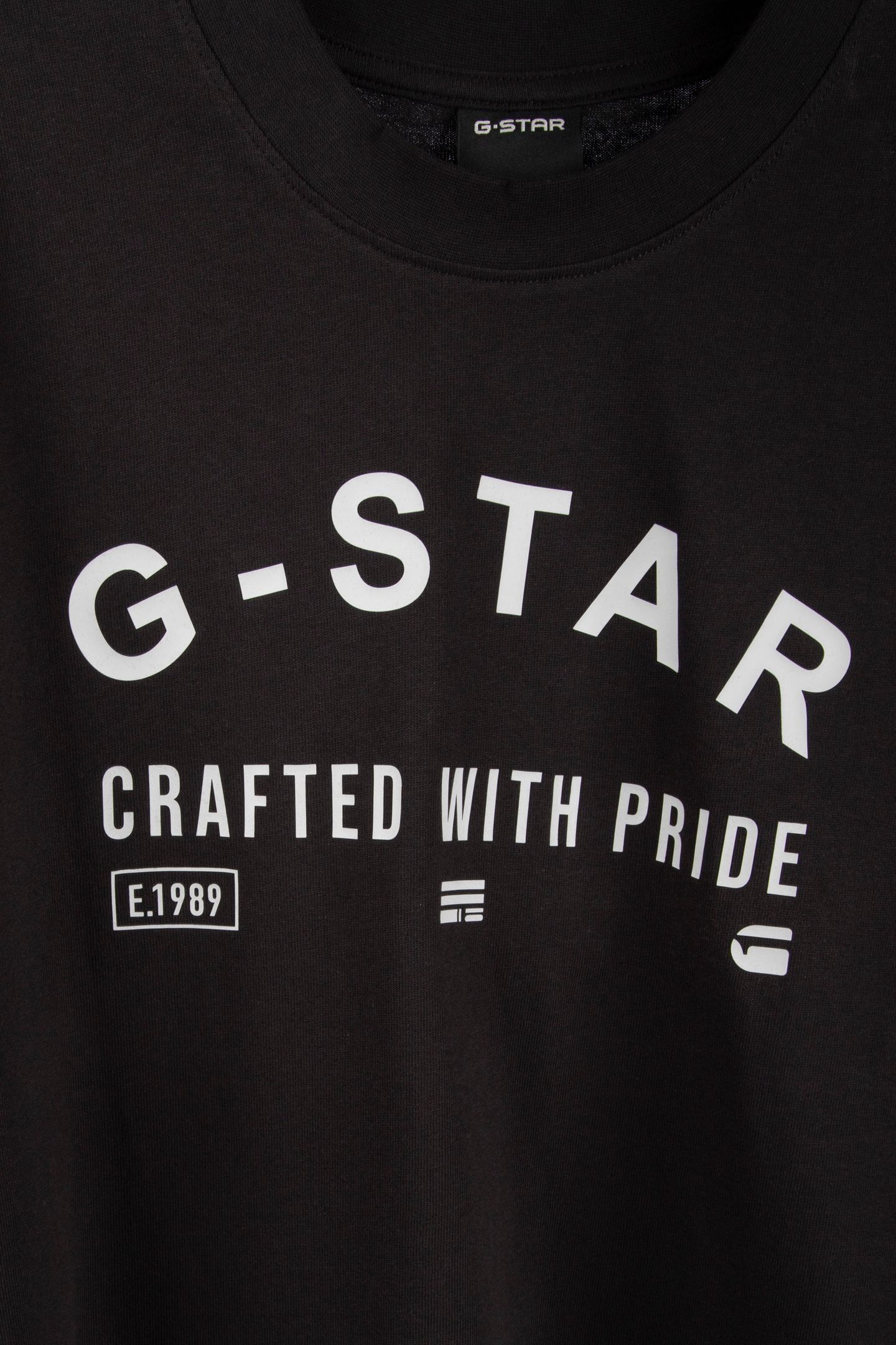 CHEST LOGO R T S\S DK BLACK 6