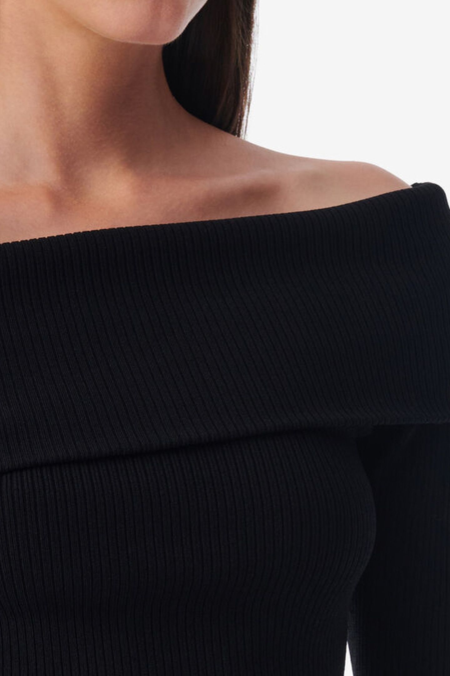 ACELIA PULLOVER BLACK 5