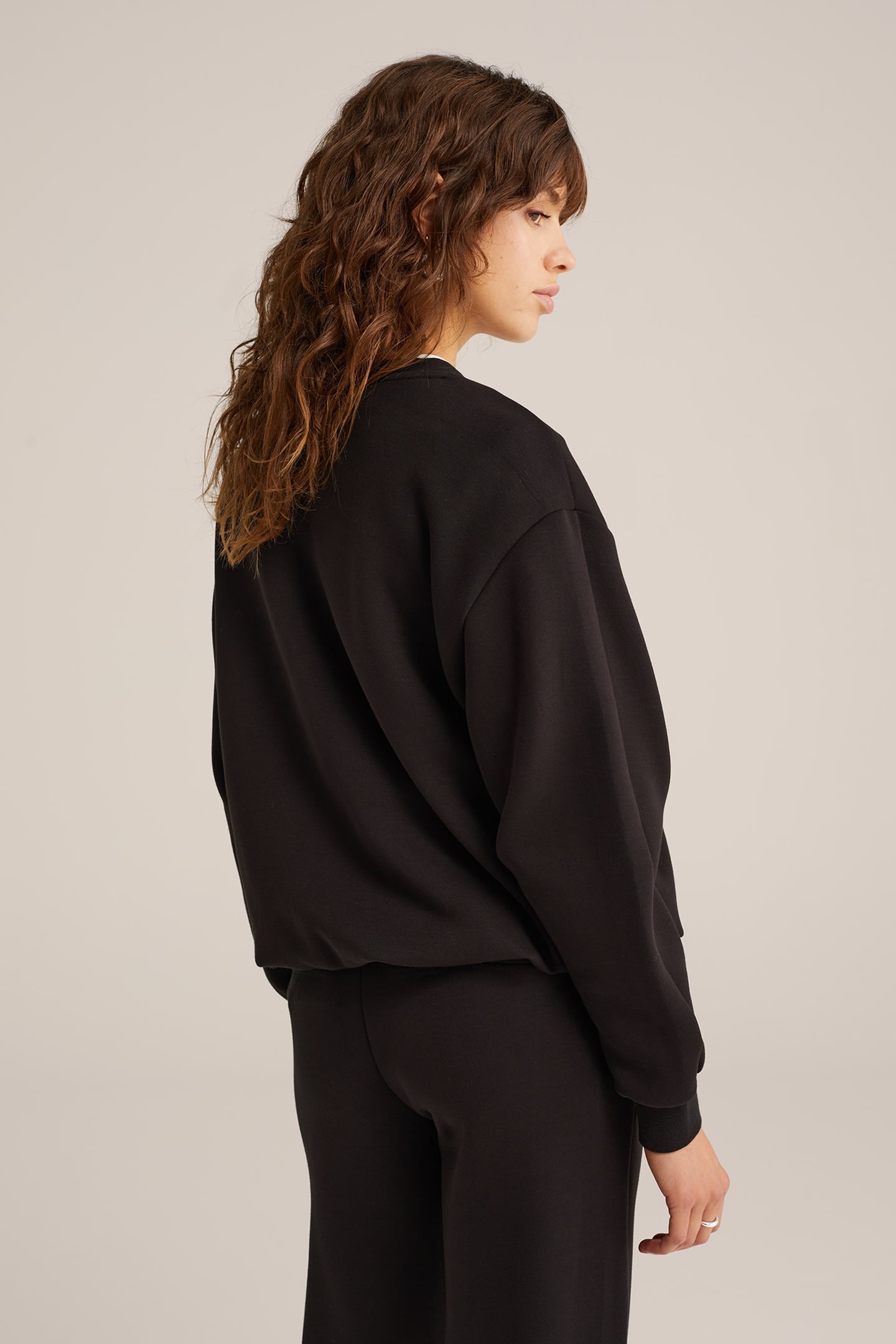 SWEATER BLACK 3